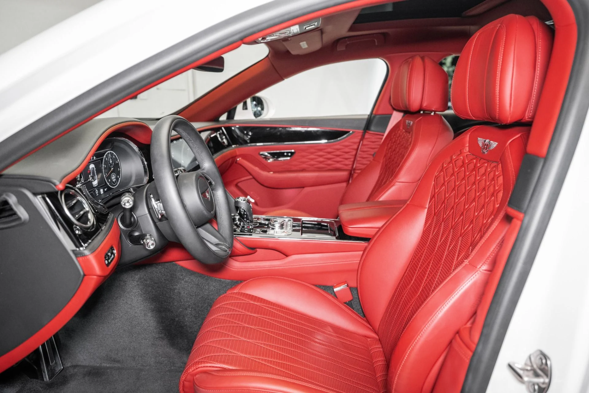 mph017_2652393906_Used_2021_Bentley_Flying_Spur_V8_1752848814_308775e6c8