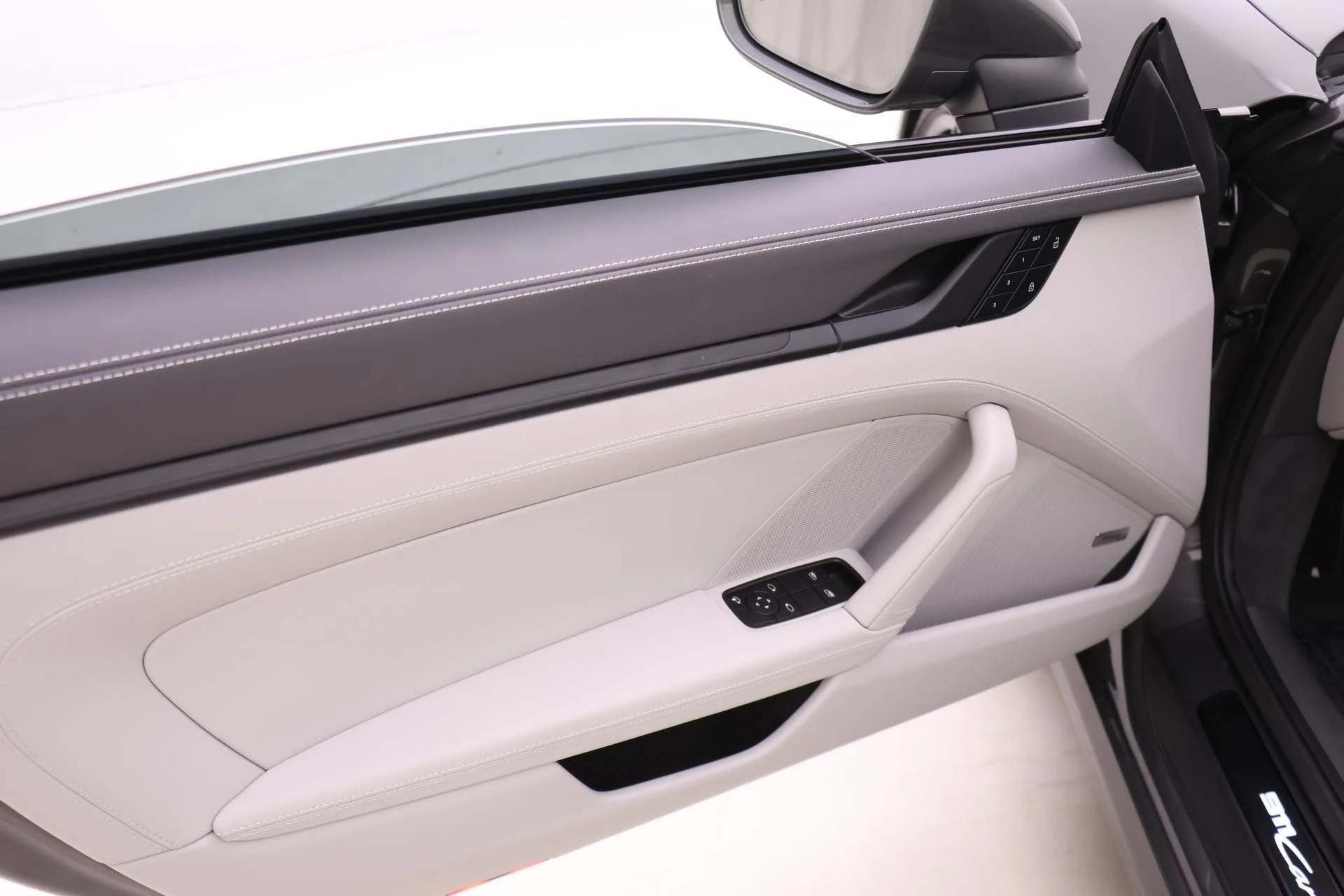 mph017_2655475726_1c0c1492480a1560fcb75e6822ac3c67_320a25a34f