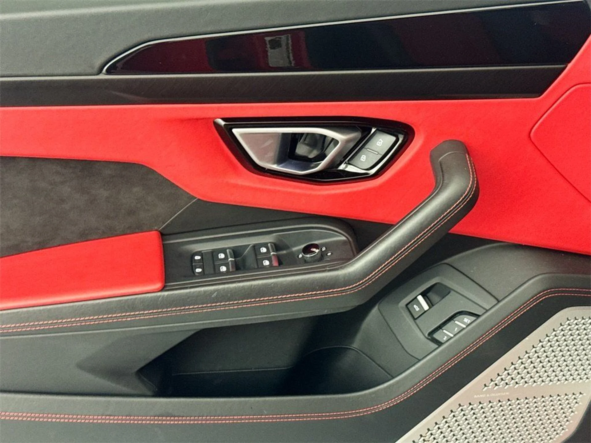 mph017_2658795320_04027592a3c777d4cabcc542cbd948d1_58f734c42d