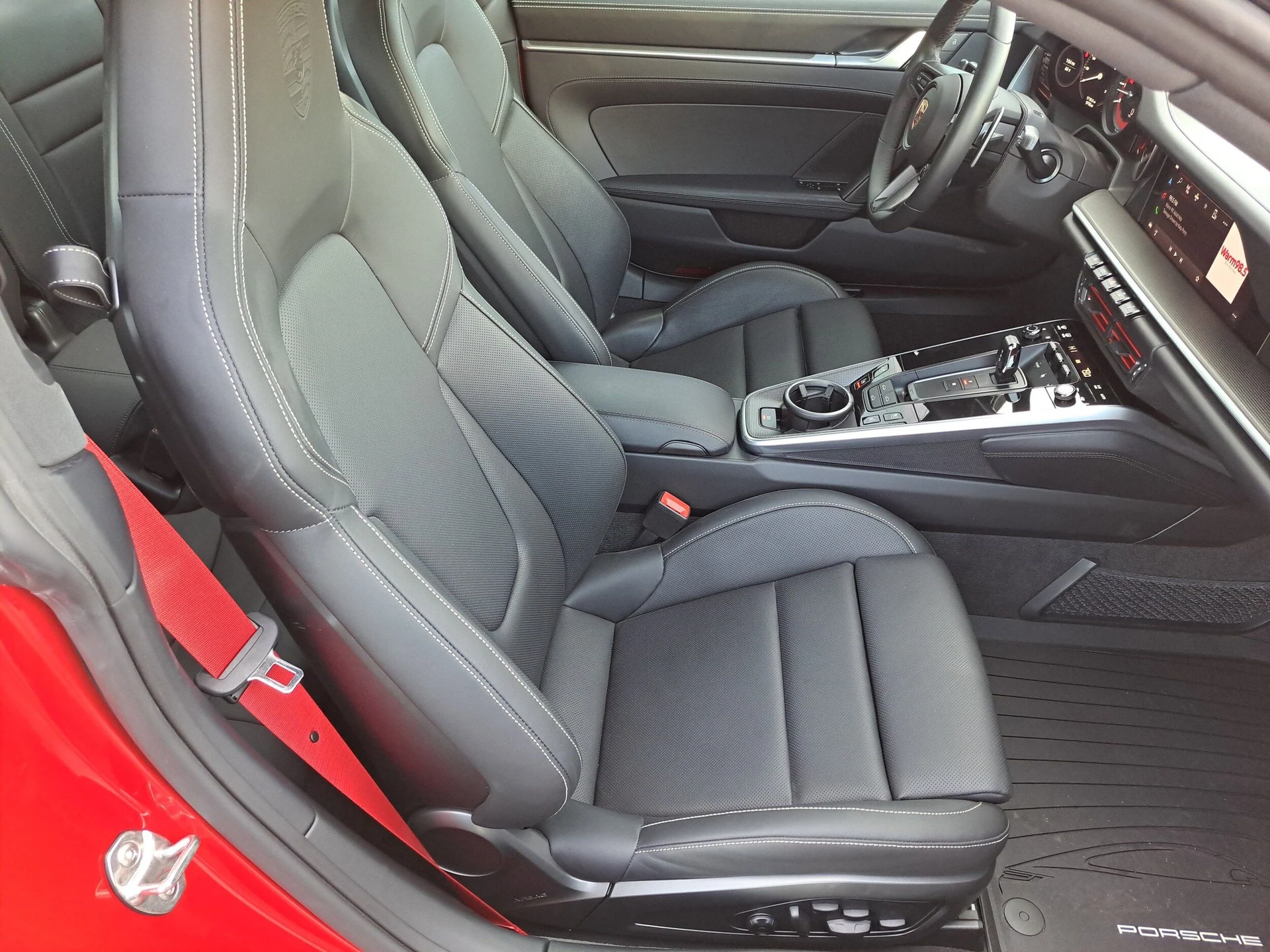 mph017_2661942041_176e35f190a0af64fc3dddca915fd5f0x_2a31f17237