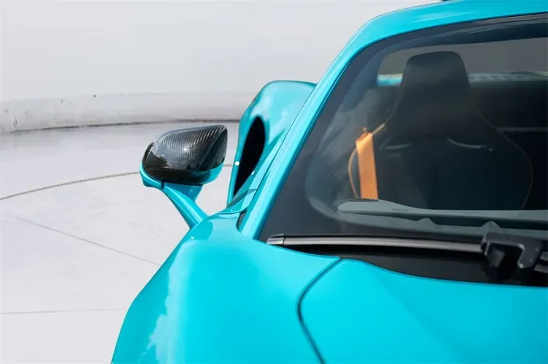 mph017_2663468444_FUX_3axdo_KV_Kga_W4_U_med_3f5dec2f43