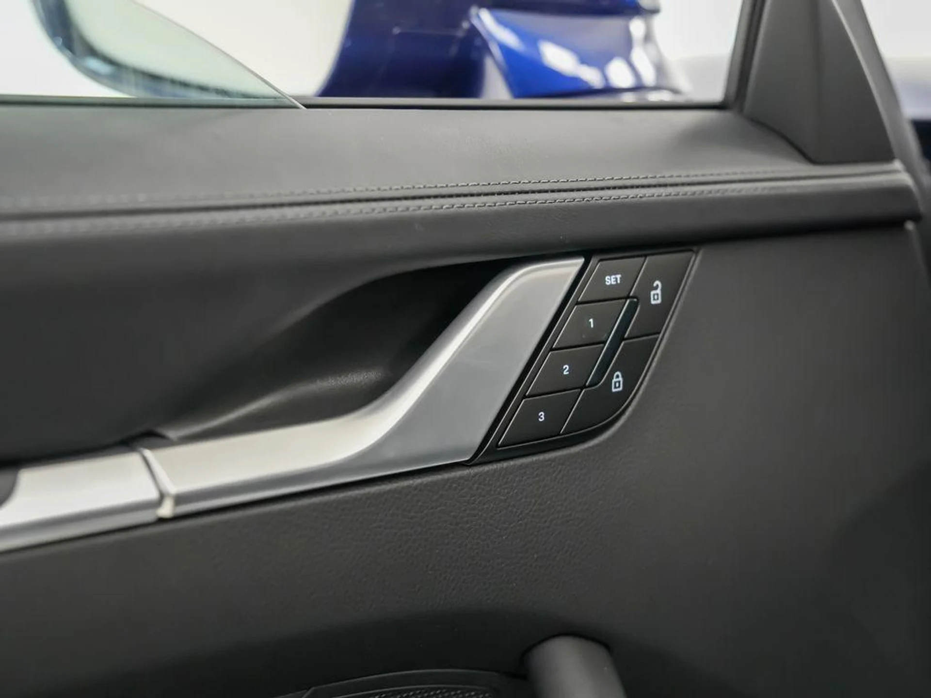 mph017_266521779_wx9cdy_Za_V_Nnm_Ebq41_N1_WEGF_3a_Ws_fceb1a21f4