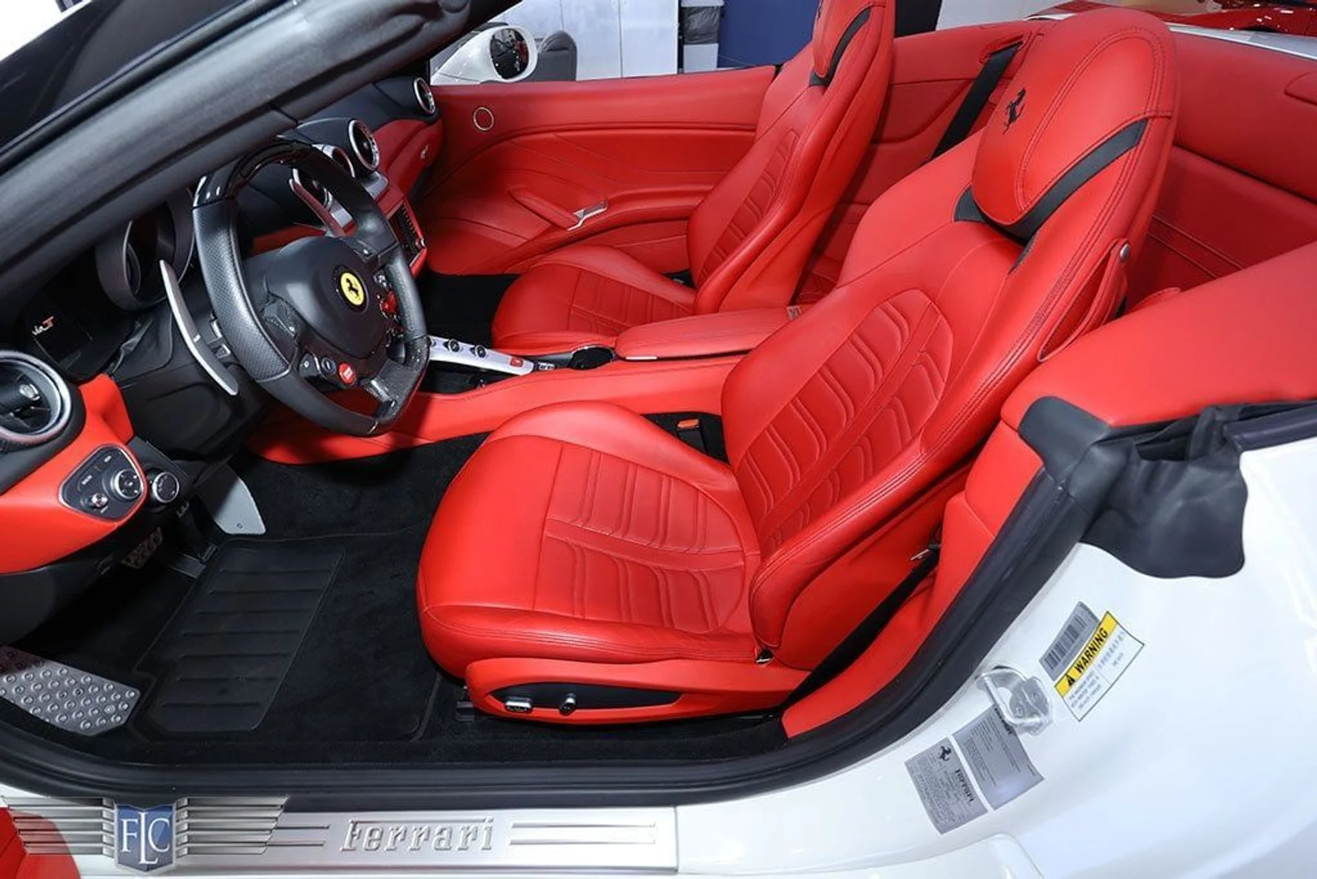 mph017_2665846141_used_2017_ferrari_california_t_handlingspecialeconvertible_6305_22886123_18_1024_fa1fc4324c