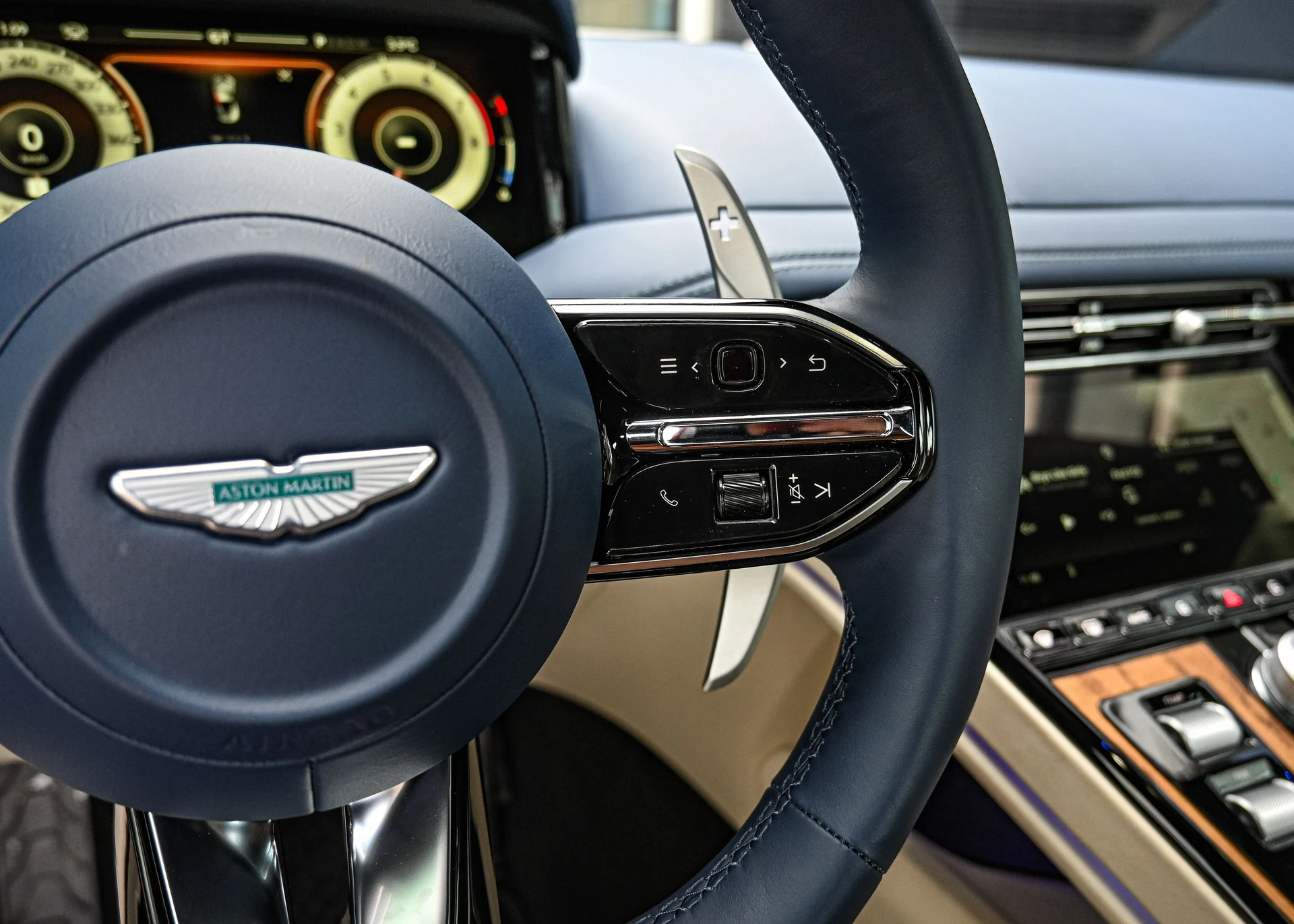 mph017_2670044856_73a828ec_ba24_4424_9402_f0b7d7e7dc88_60cfadb18b