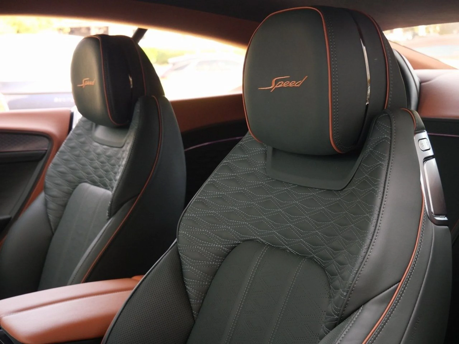 mph017_267477982_4cad651bc445aba87a2dcbccfdd2b20ax_dc8f649a59