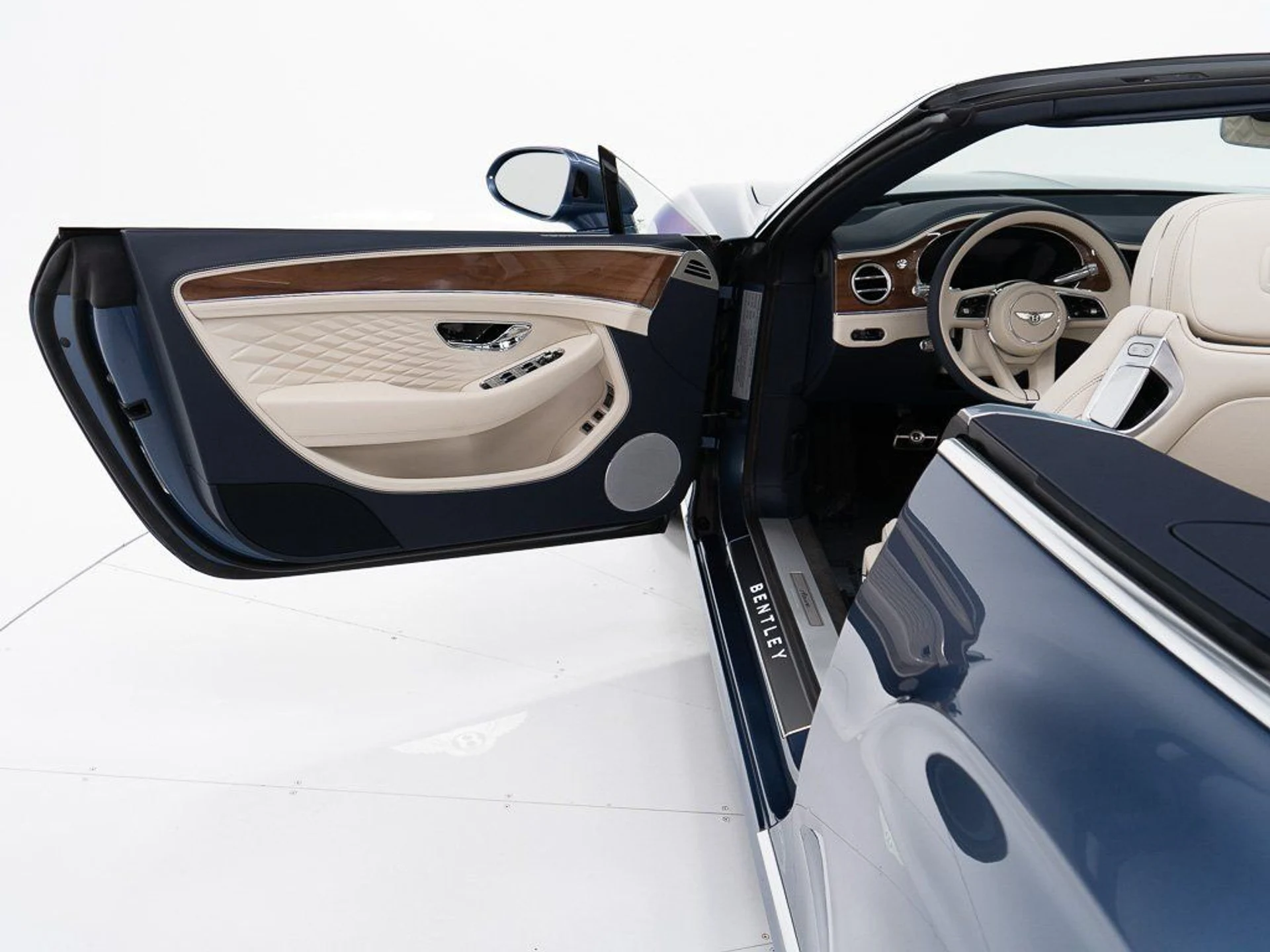 mph017_2683963990_bf948b86e5c789a74f7b680c9cae75fd_91adada8d8