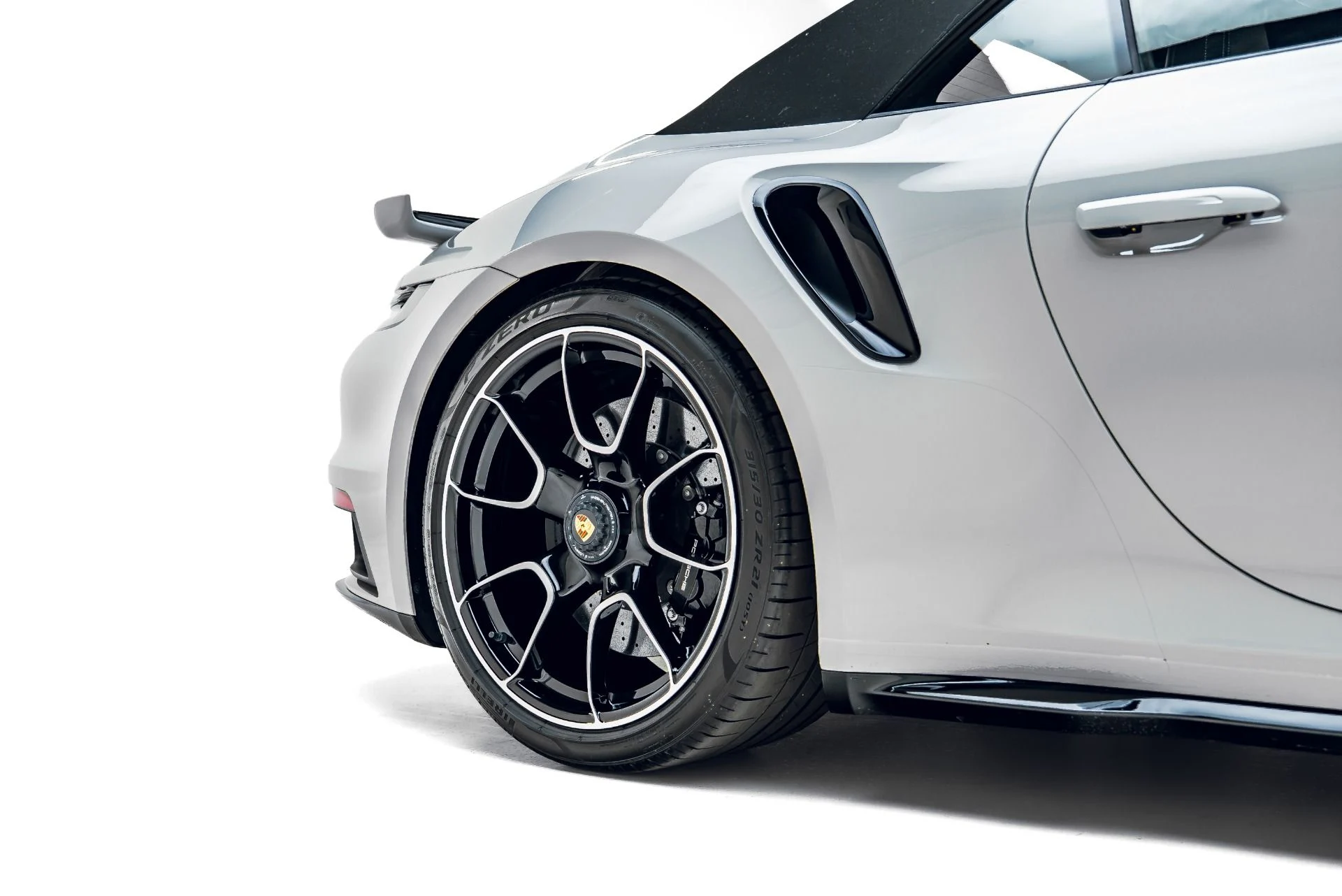 mph017_2687679235_Used_2022_Porsche_911_Turbo_S_Cabriolet_1782847635_fa08540a9f