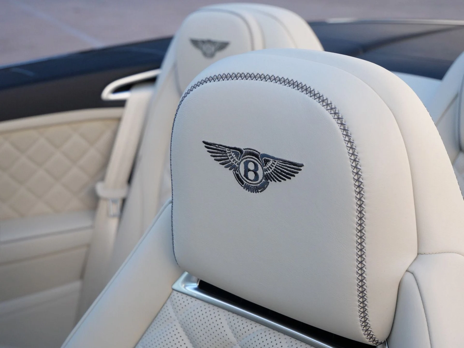 mph017_2690846159_fc6aec47c2511c02348af9314b1e70bdx_06ef0b8bbc