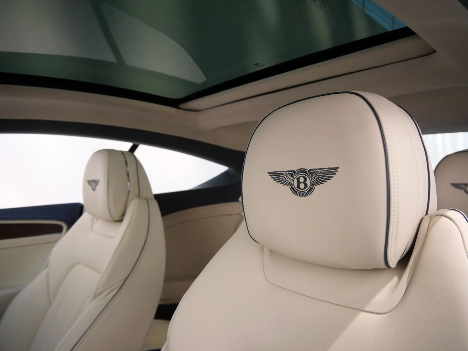 mph017_2692922134_b2203049010c98d8cfc5620bd677c70fx_1e23fa74a9