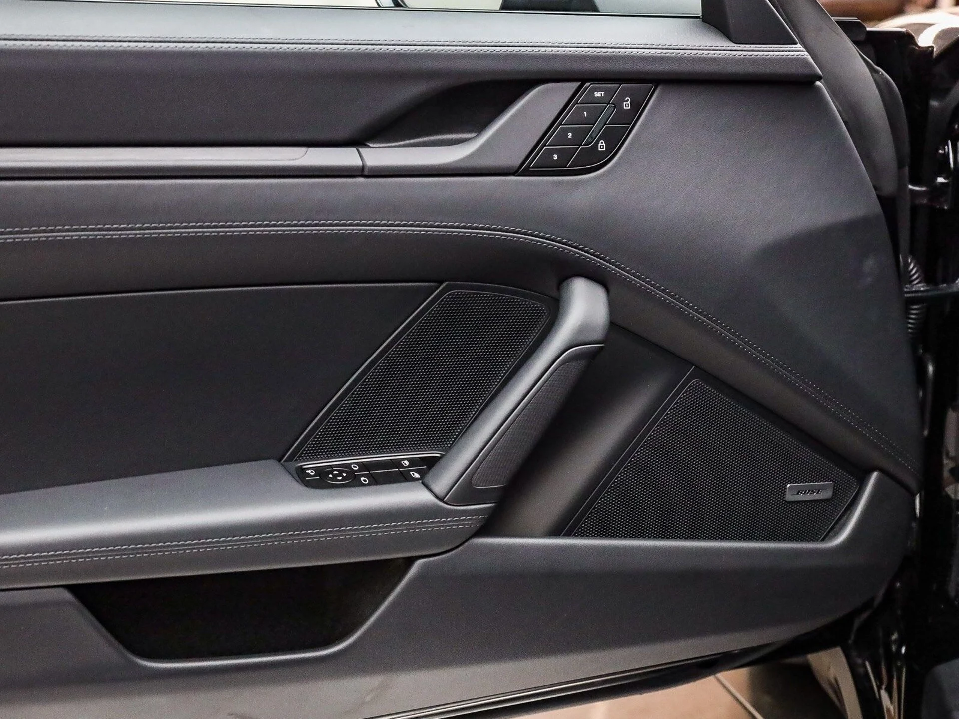 mph017_2693390453_16dee19977ce866cbcd7ae8fc9cf6696x_e381d78242