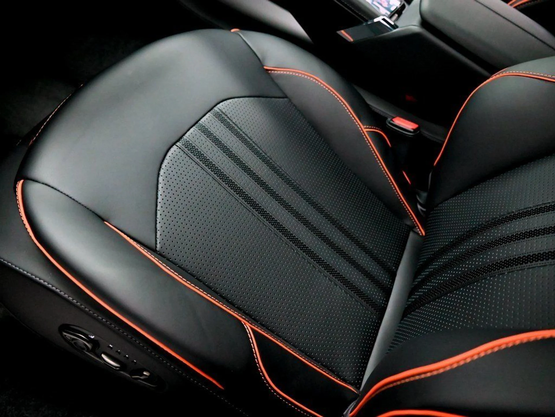 mph017_2699410538_1109b1f1b86ab5fac91fd35e473b3511_b5cf31a0d3