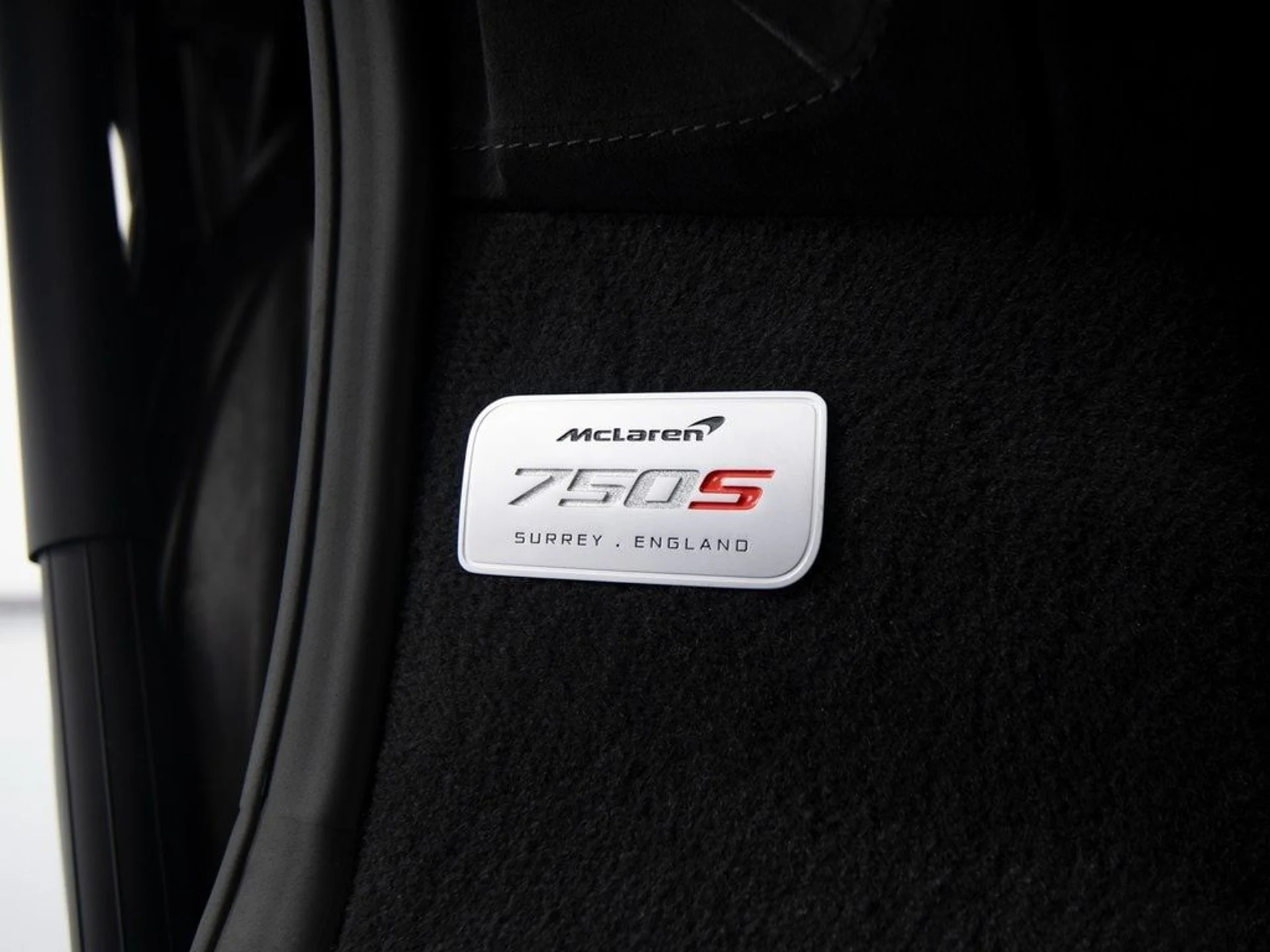 mph017_2713909876_b4b9839549b825c57dafe32b28586a0fx_9c87a0bba1