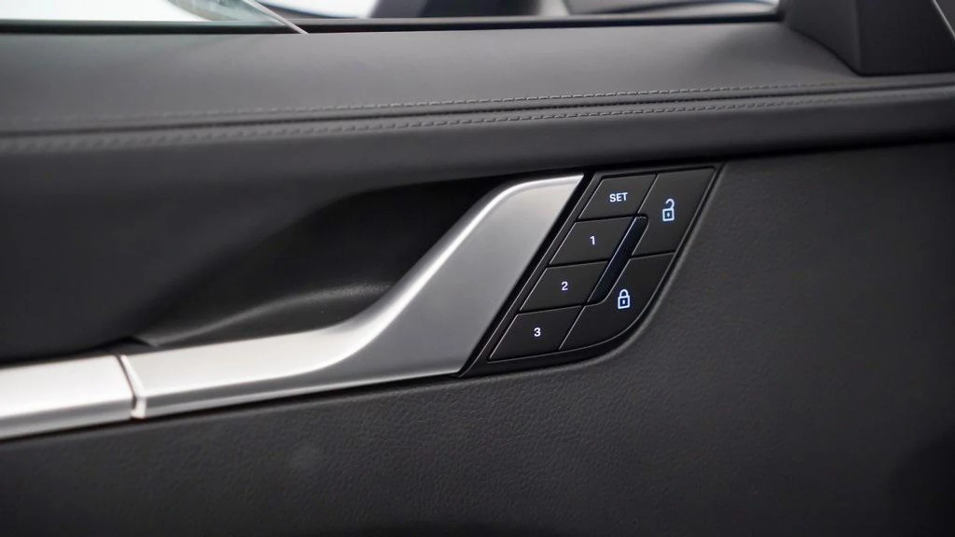 mph017_271821697_L_Lm_S5_Px_P8sx9f9wt7m_MUZ_Ij_Bjuo_1e3fc84962