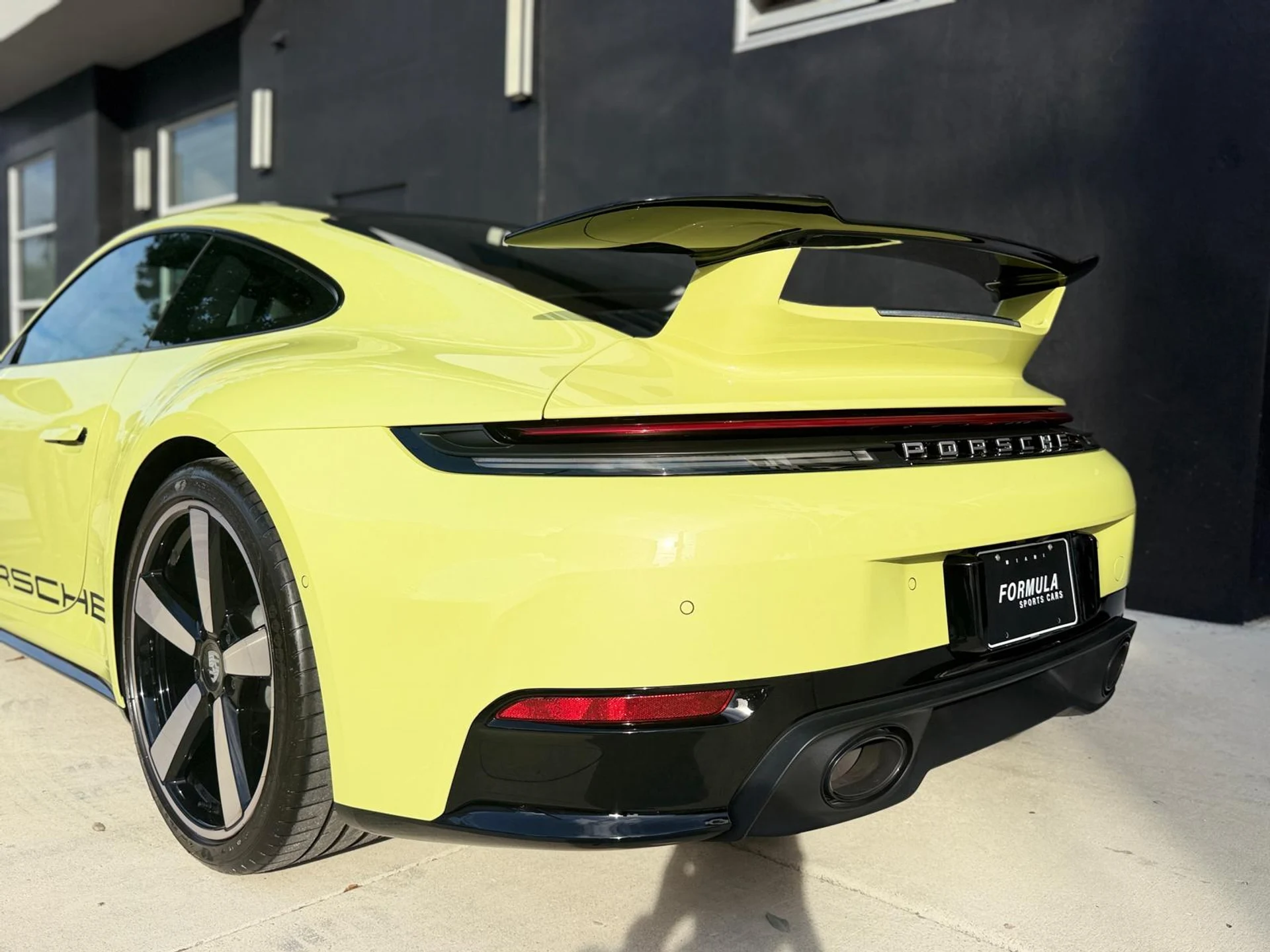 mph017_2723092392_Whats_App_Image_2025_12_18_at_5_56_32_PM_24_d5cc40dfe9