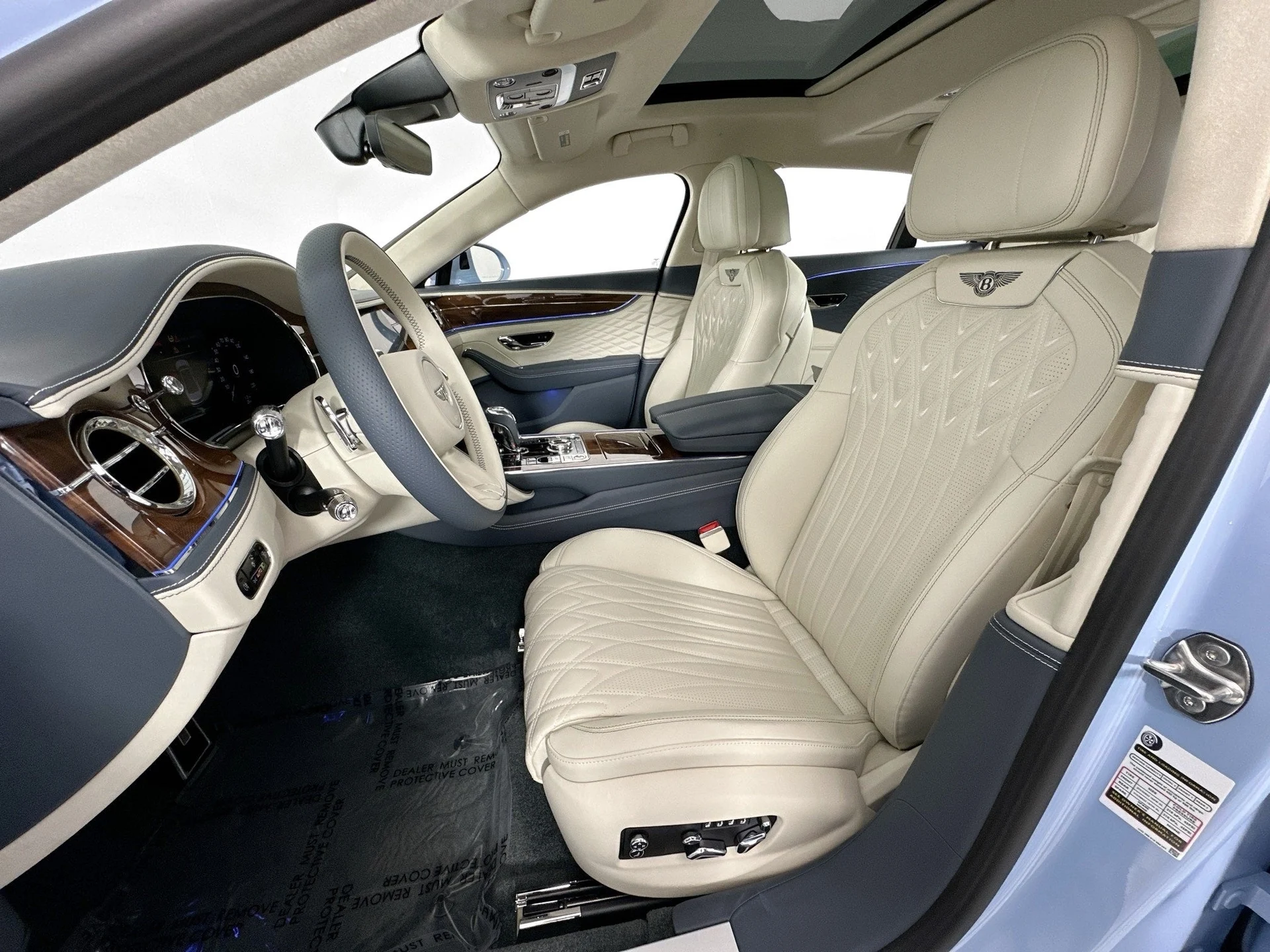 mph017_2725493547_18_efece1e188