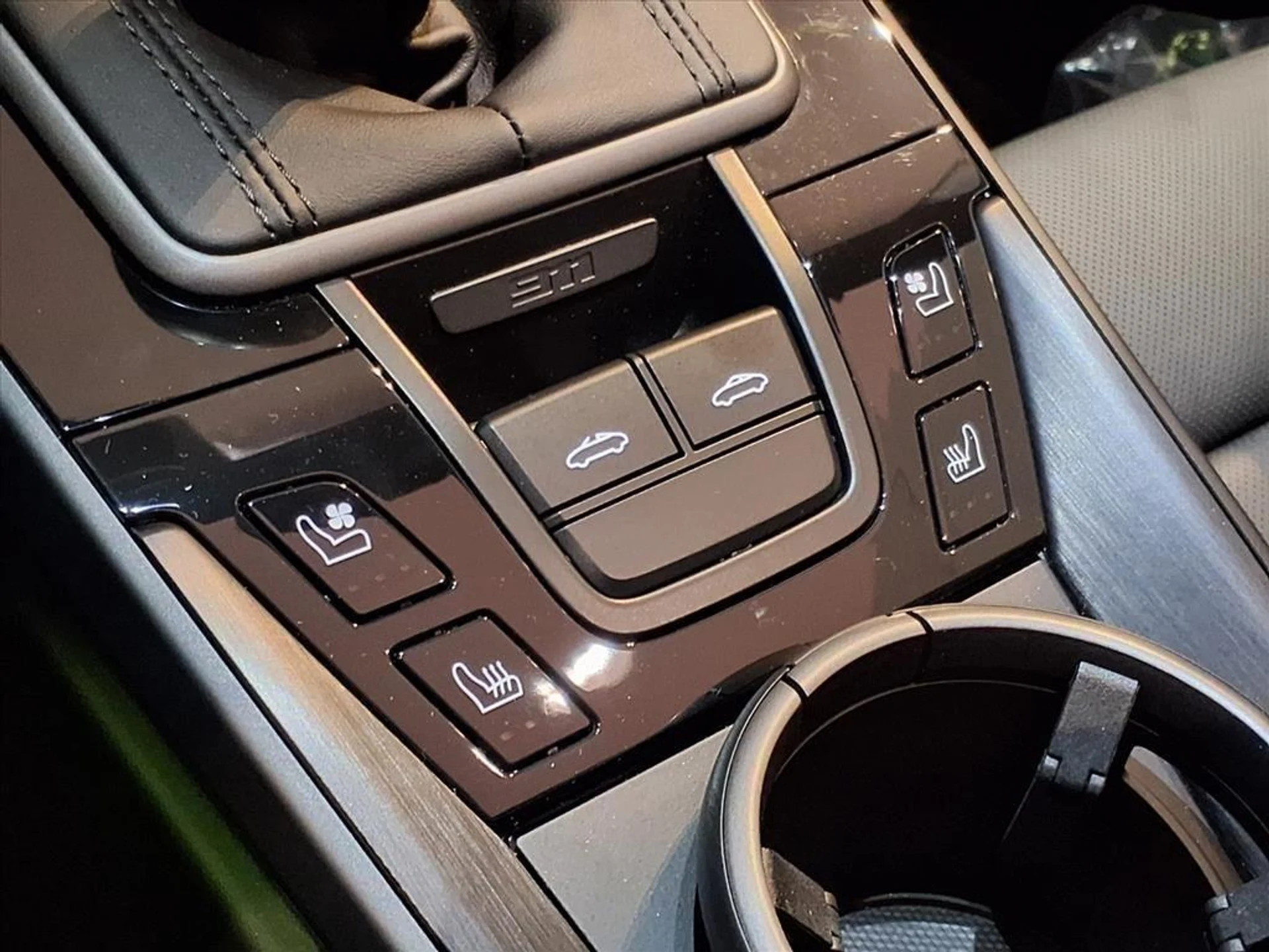 mph017_2733017307_cd35fa90f2ec0016804a3a5e49cb69c8_319a3f1b2c