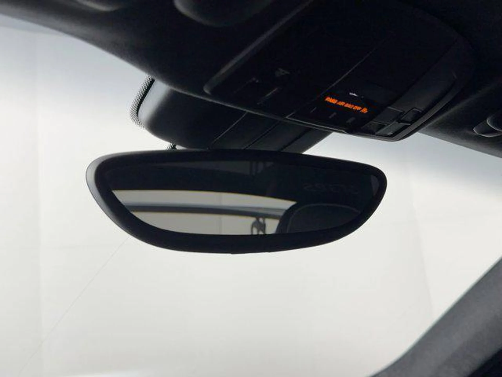 mph017_2736311265_CC_40x8_Zd_N_Hs0_N3yus8yg_F28jza_U_2500e564f2