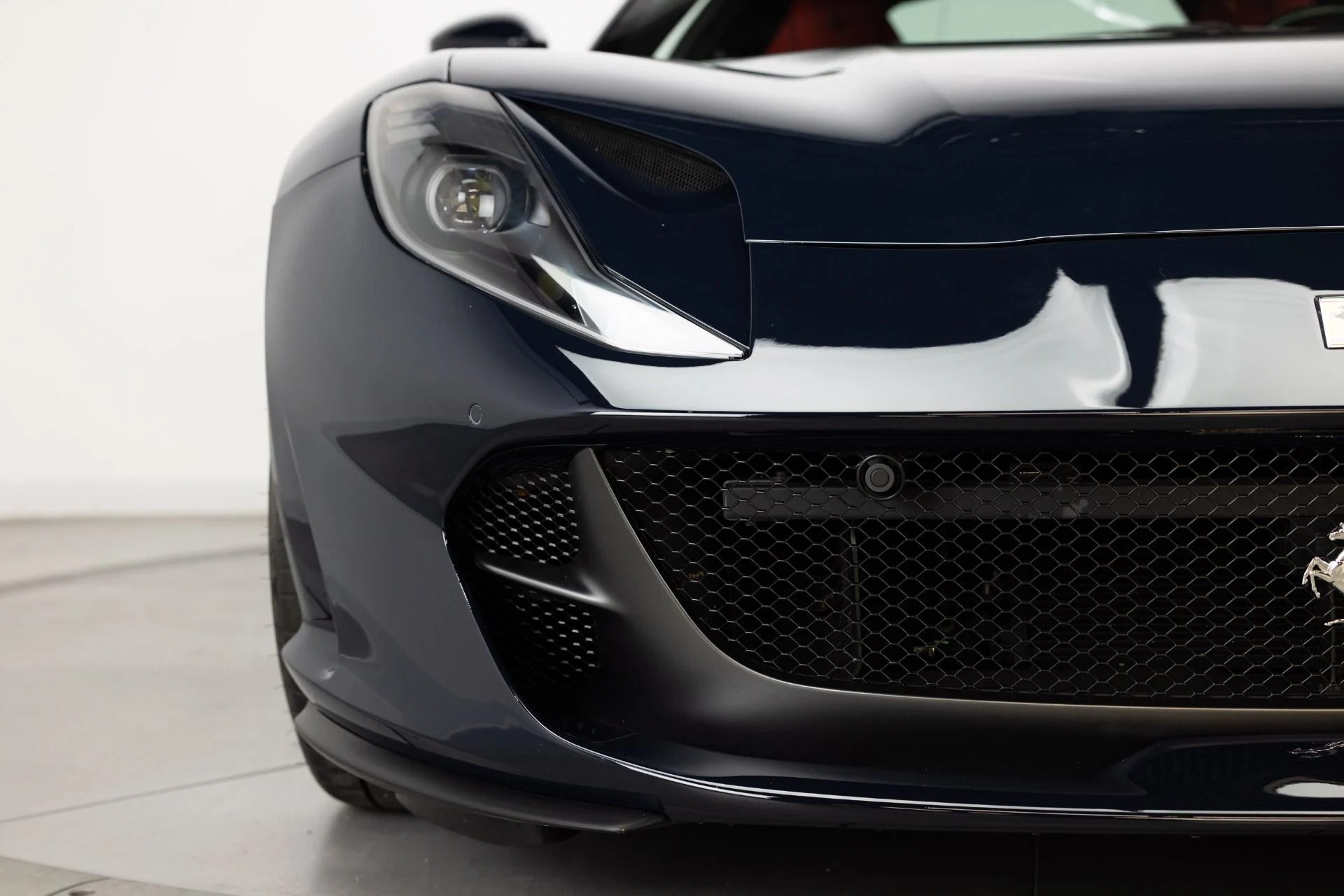 mph017_2737394811_Used_2020_Ferrari_812_Superfast_1779459079_642203bb2a