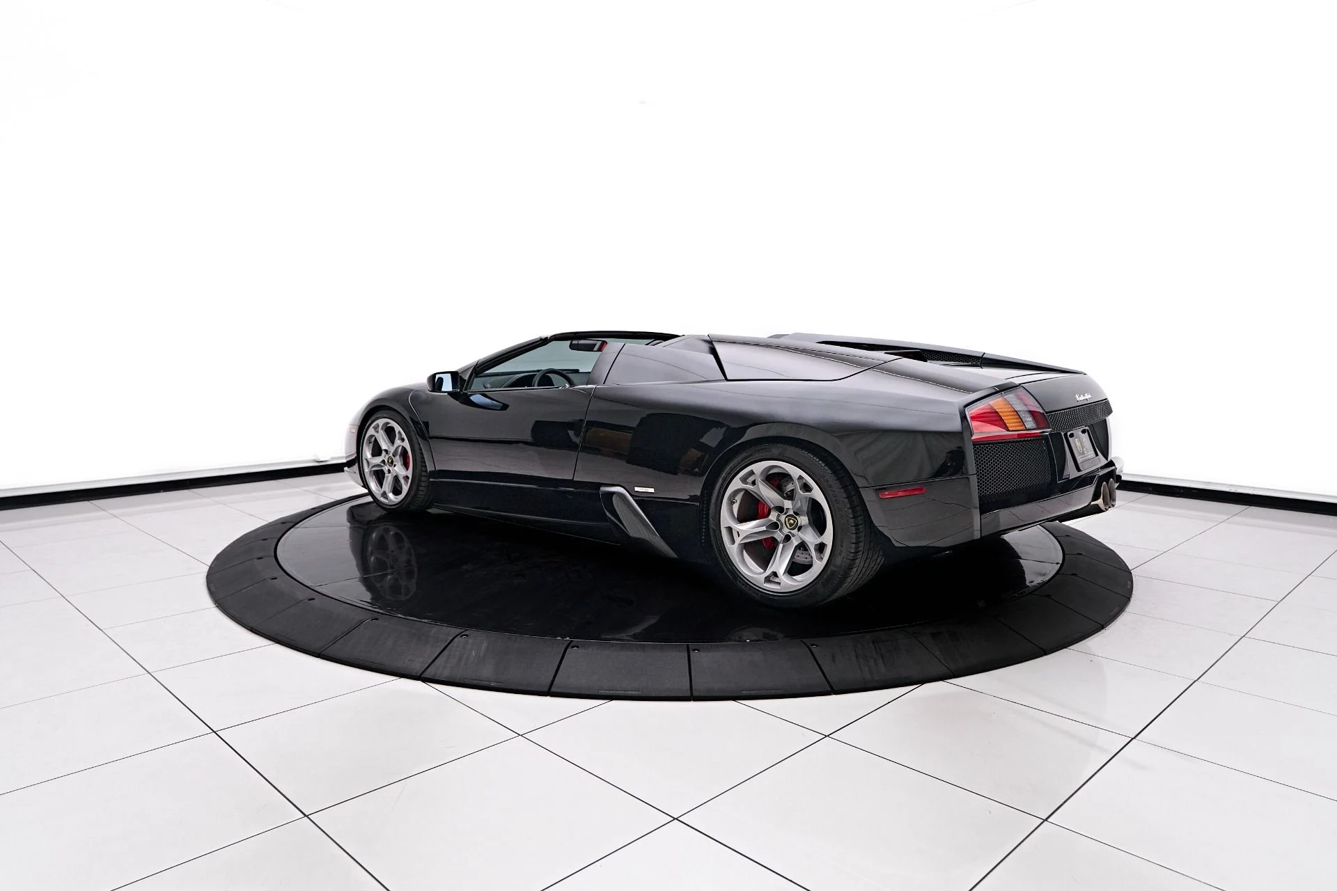 mph017_2741146933_Used_2006_Lamborghini_Murcielago_Base_1753322496_f98be842e2