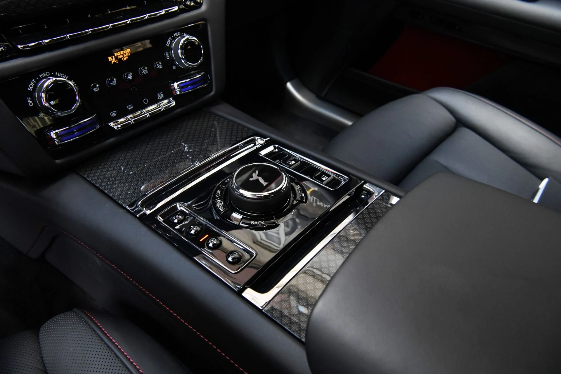 mph017_2743594152_11864_p19_l_96ebbf0d82