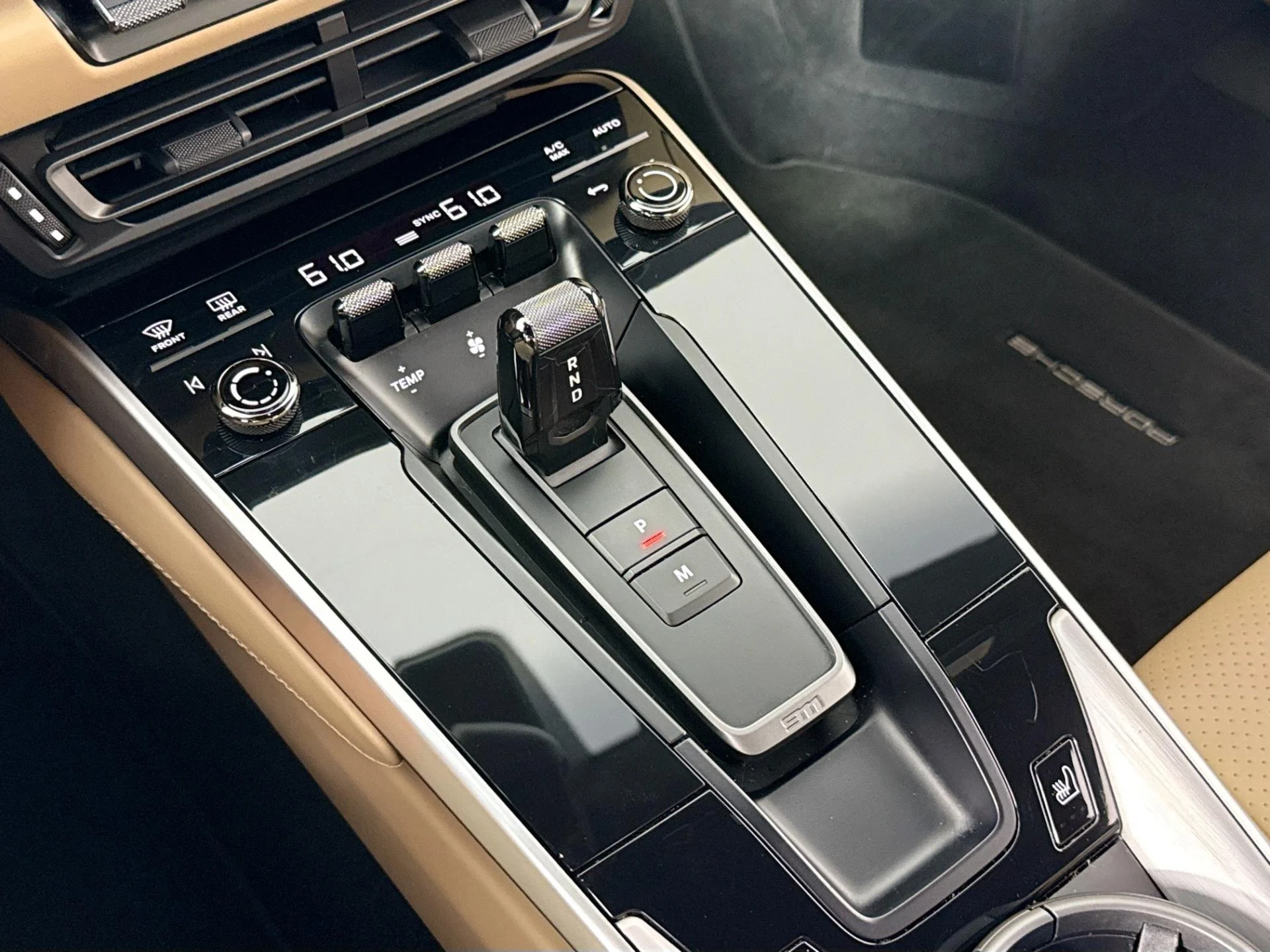 mph017_2744798930_Used_2020_Porsche_911_Carrera_S_1782334139_36616f35ef