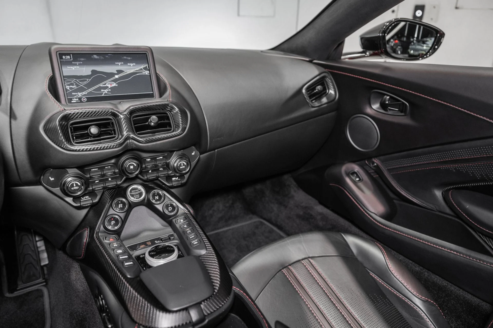 mph017_2748561421_Used_2023_Aston_Martin_Vantage_V8_1772854371_4ee62709d5