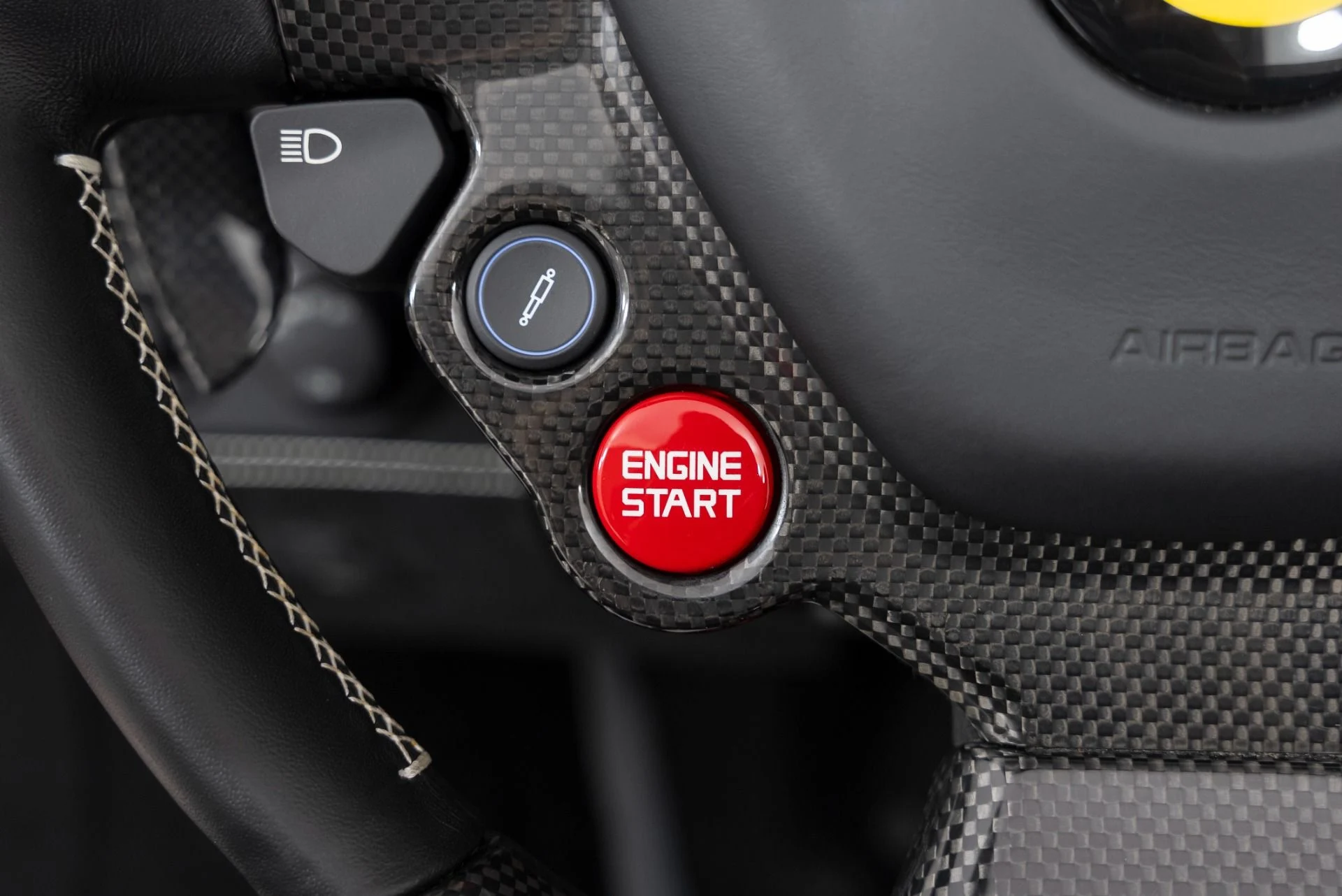mph017_2748651644_Used_2015_Ferrari_458_Speciale_Aperta_1760034938_c919fabefc