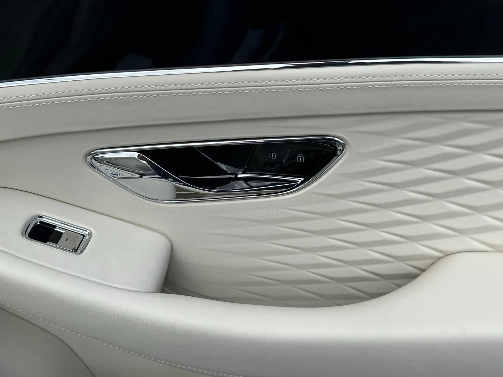 mph017_2762712183_New_2026_Bentley_Continental_GT_1760604580_603e512c6d