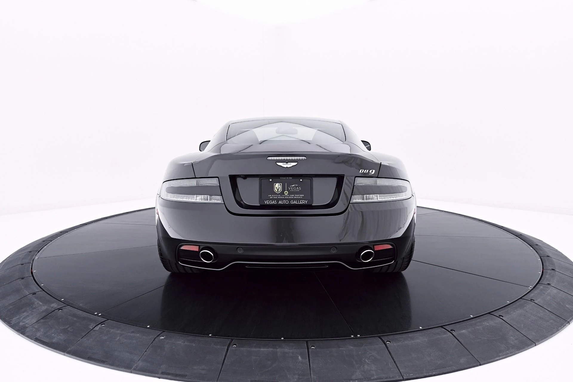 mph017_2763690370_Used_2014_Aston_Martin_DB_9_Base_1780969016_ae764be10b