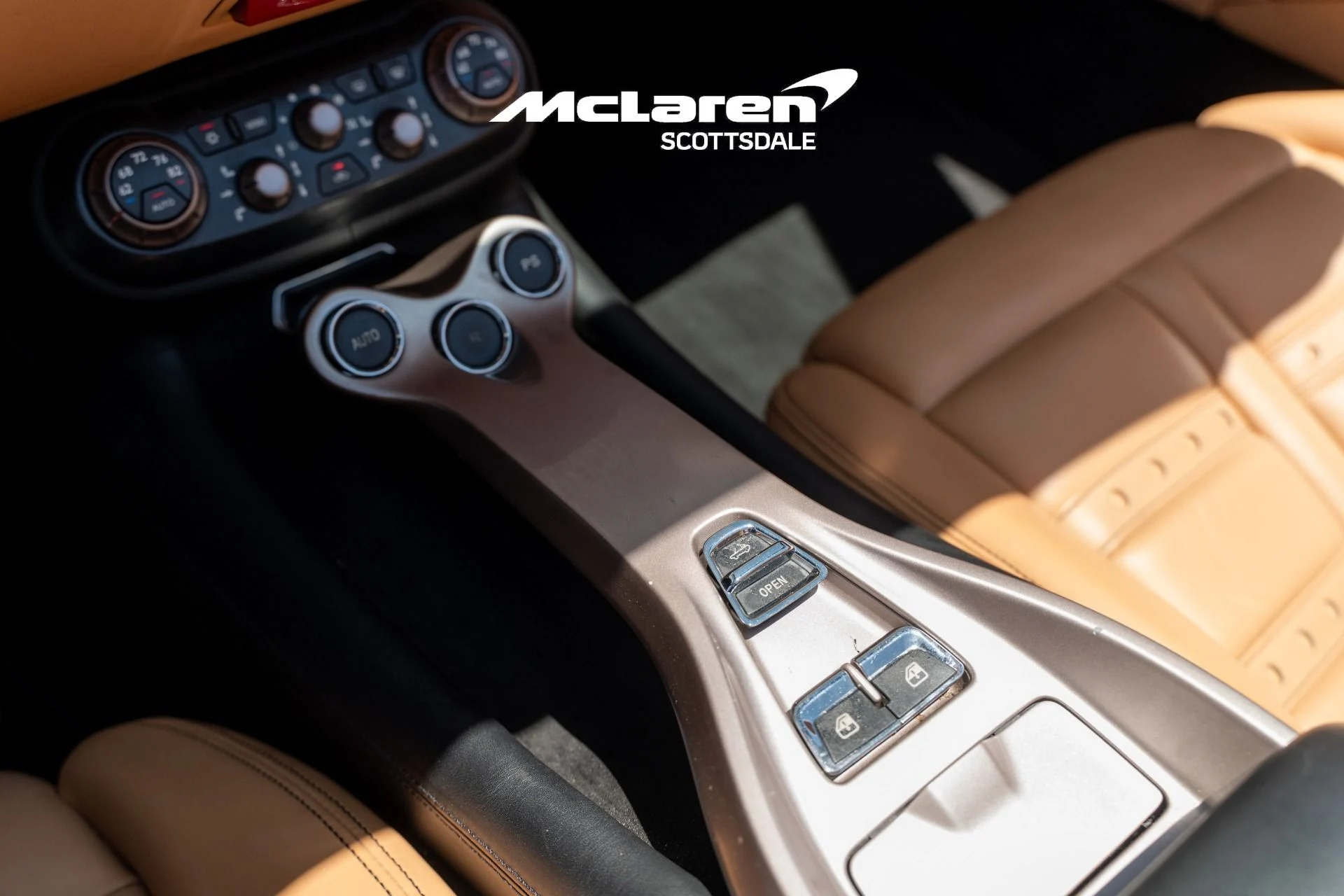 mph017_2764346254_Used_2014_FERRARI_CALIFORNIA_1784916429_55538890a5