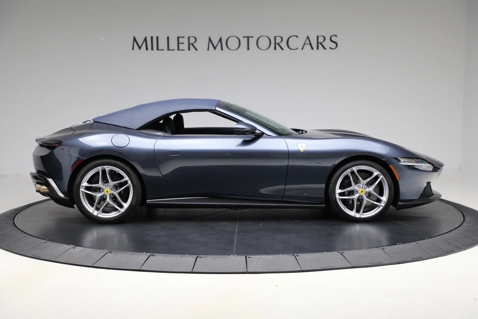 mph017_2770718747_Used_2024_Ferrari_Roma_Spider_2a8879a28b