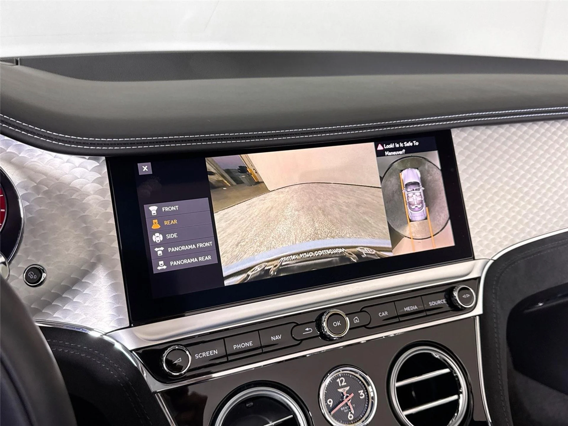 mph017_2777601503_8576614303f794cbb5807bac585ba9e2_b1117362ab