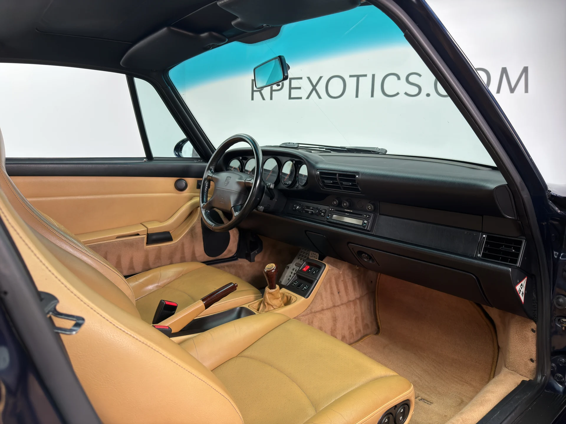 mph017_2784206943_RP_8523_interior_005_420a83f341