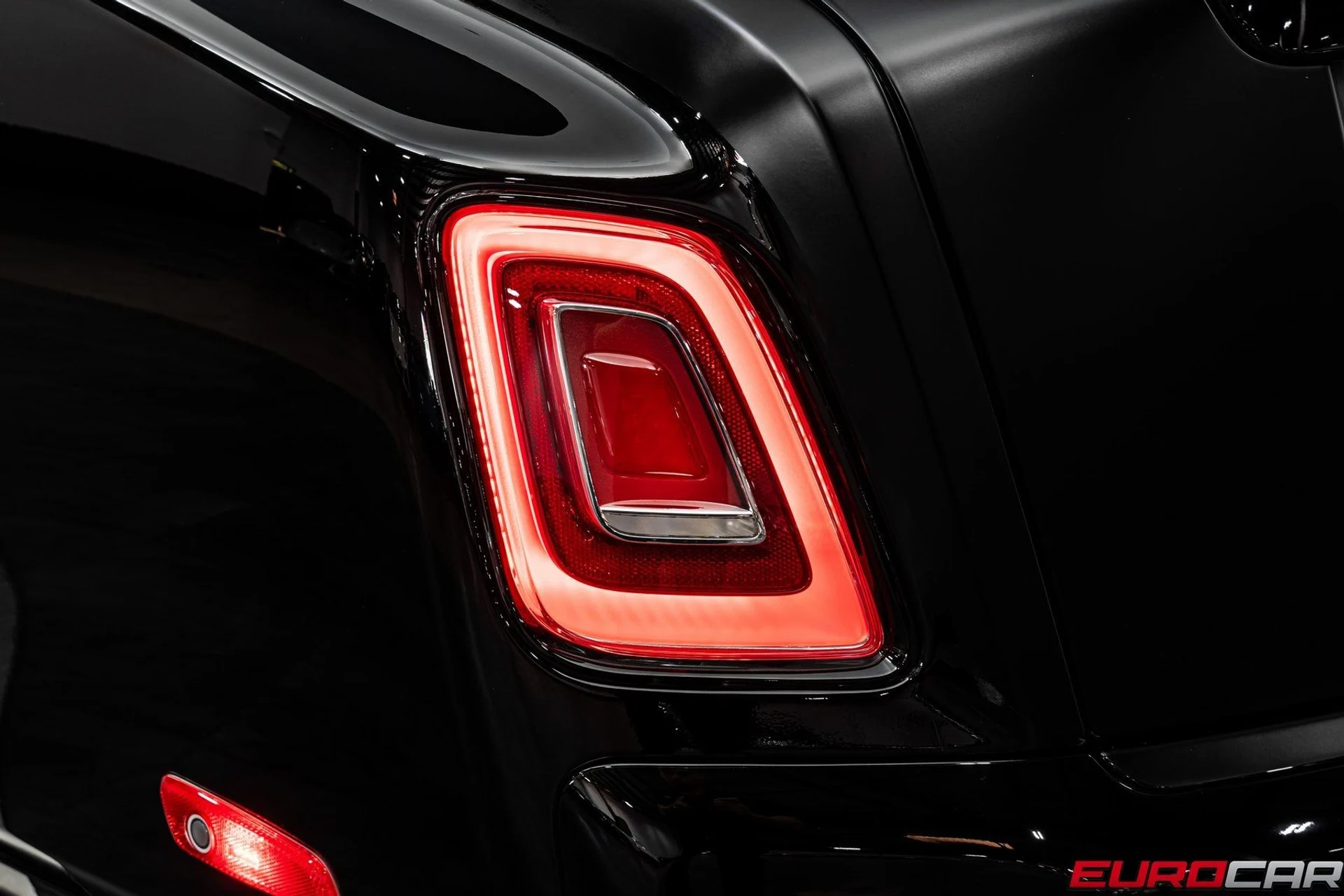 mph017_2788216969_image_18_edd5905503