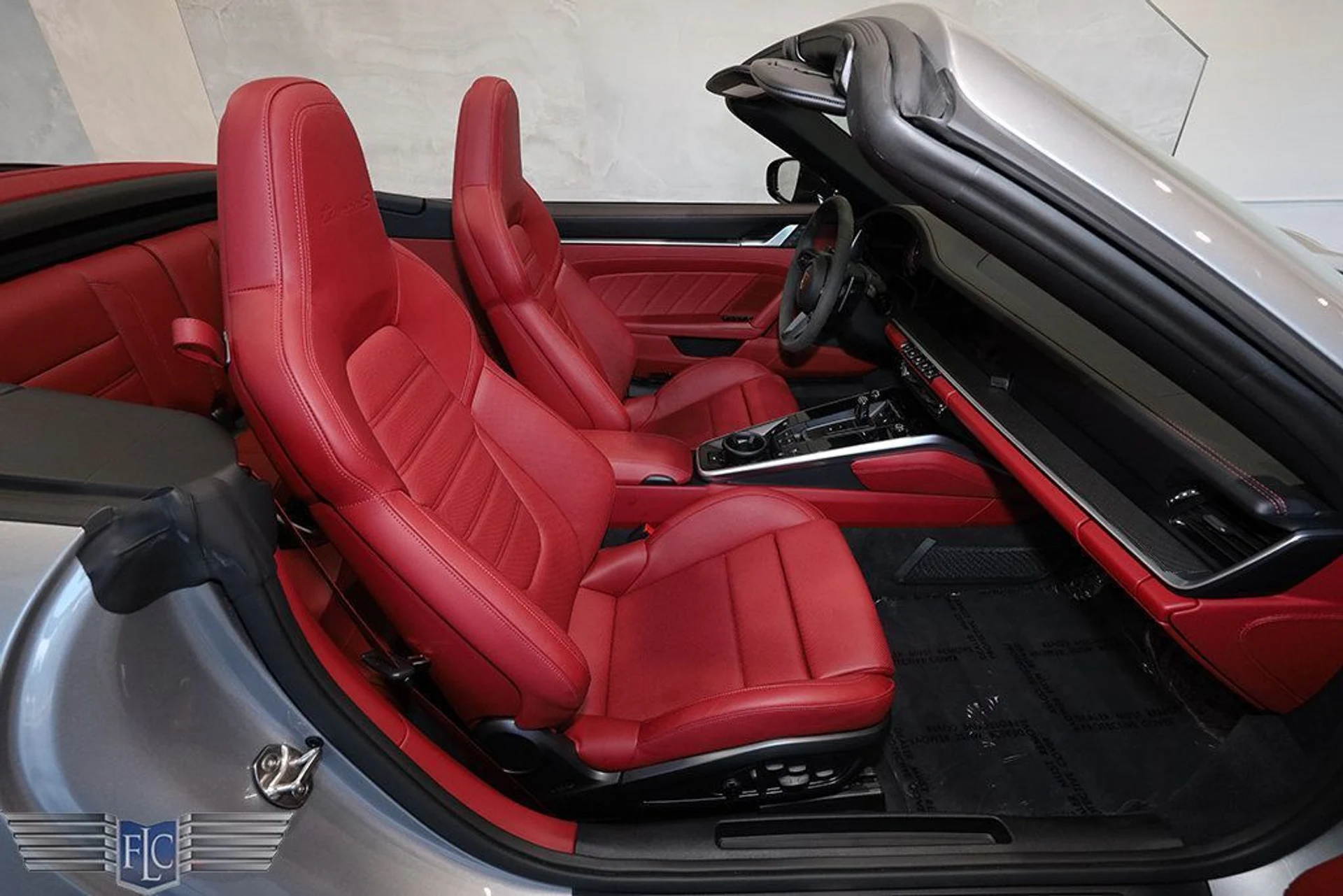 mph017_2789793301_used_2024_porsche_911_turboscabriolet_9689_22937048_18_1024_58f3dd7ba7