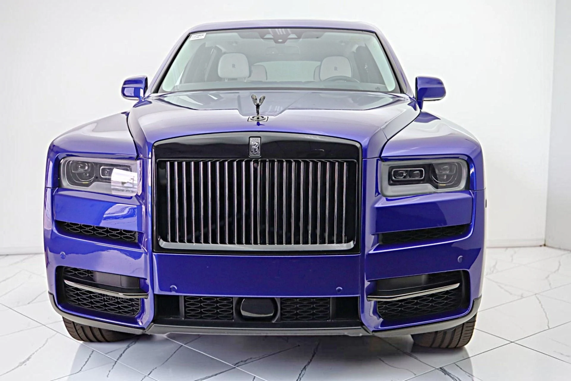 mph017_2792271563_Used_2023_Rolls_Royce_Black_Badge_Cullinan_07163dff4b