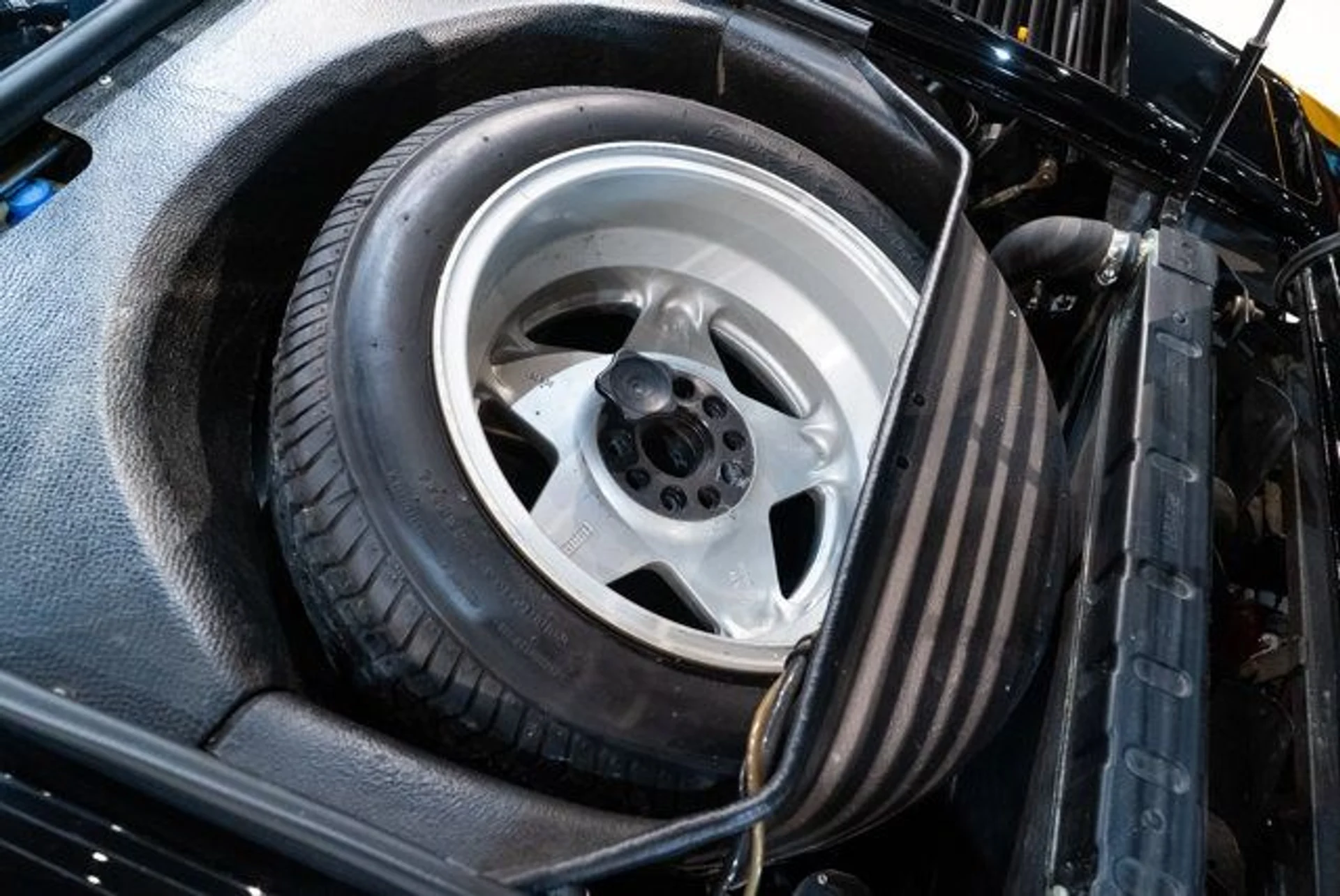 mph017_2793404005_85ed30d1edeadb4e14b3f169aab1aef0_57f86b732a