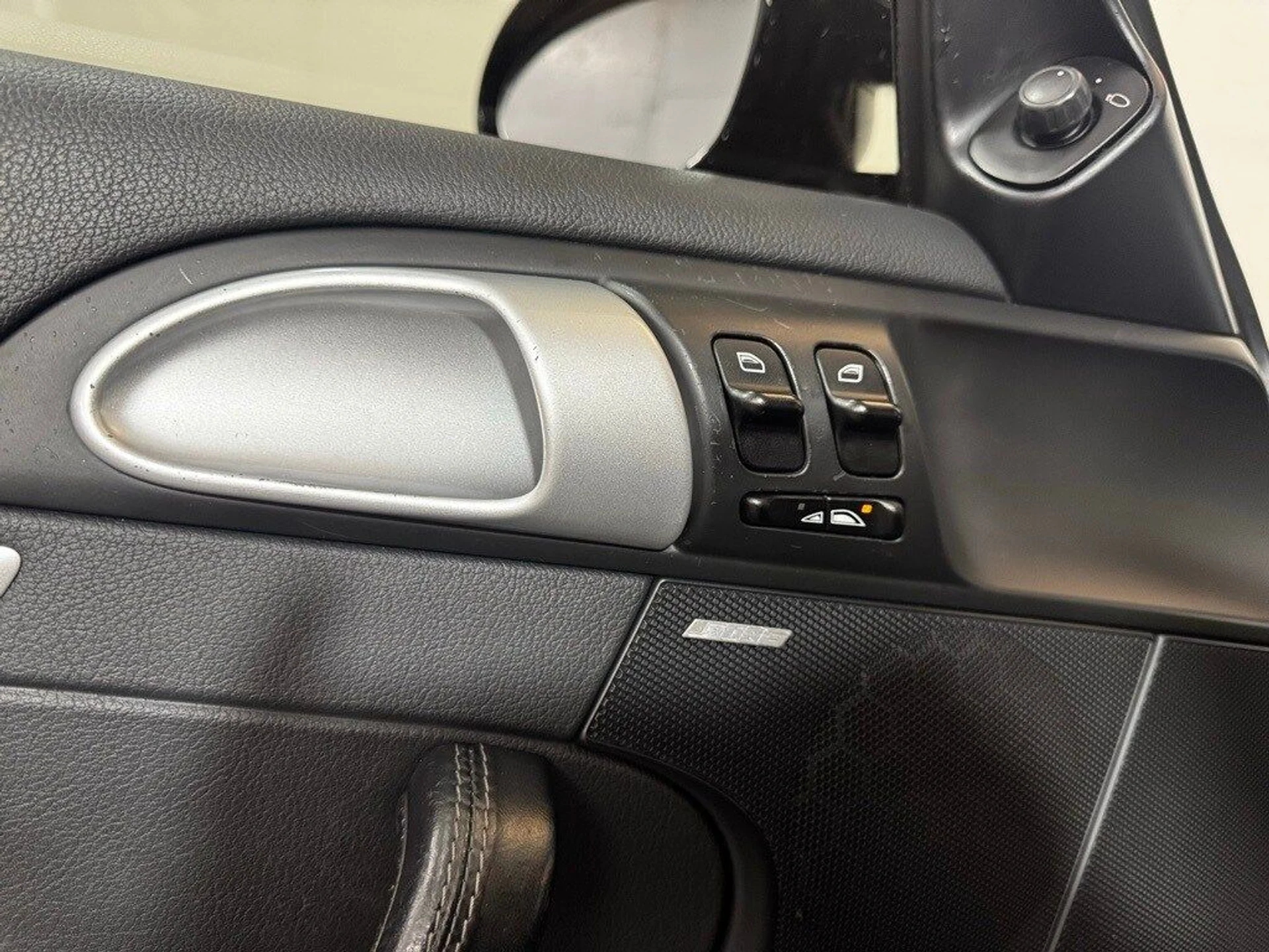 mph017_2800581097_09084e1a3cedf55cd69649d150857e7dx_ec1a6d4ac6