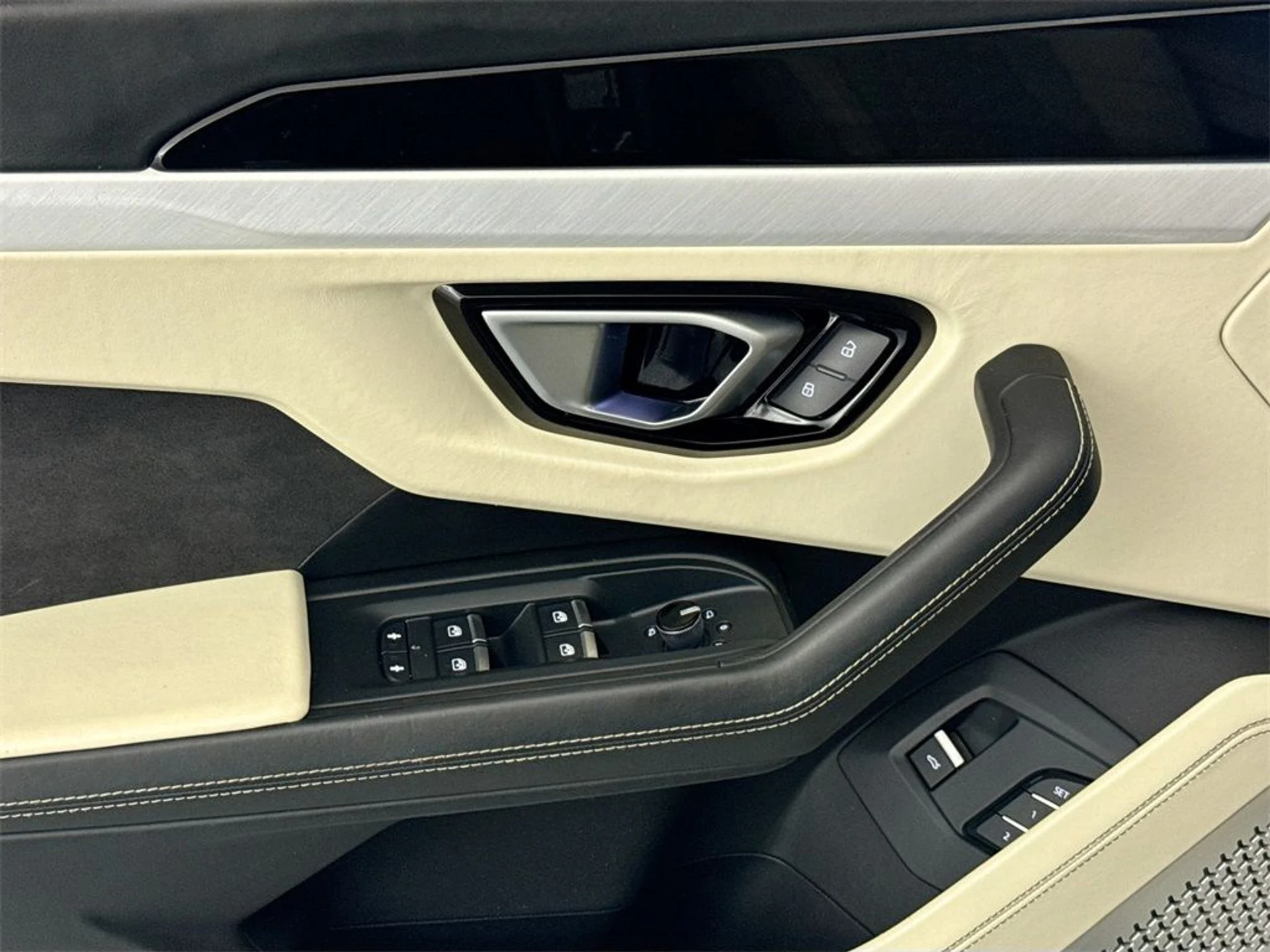 mph017_2804076121_73fbe0c7bfdde477ab5f1efc08a74071_c8ed072200