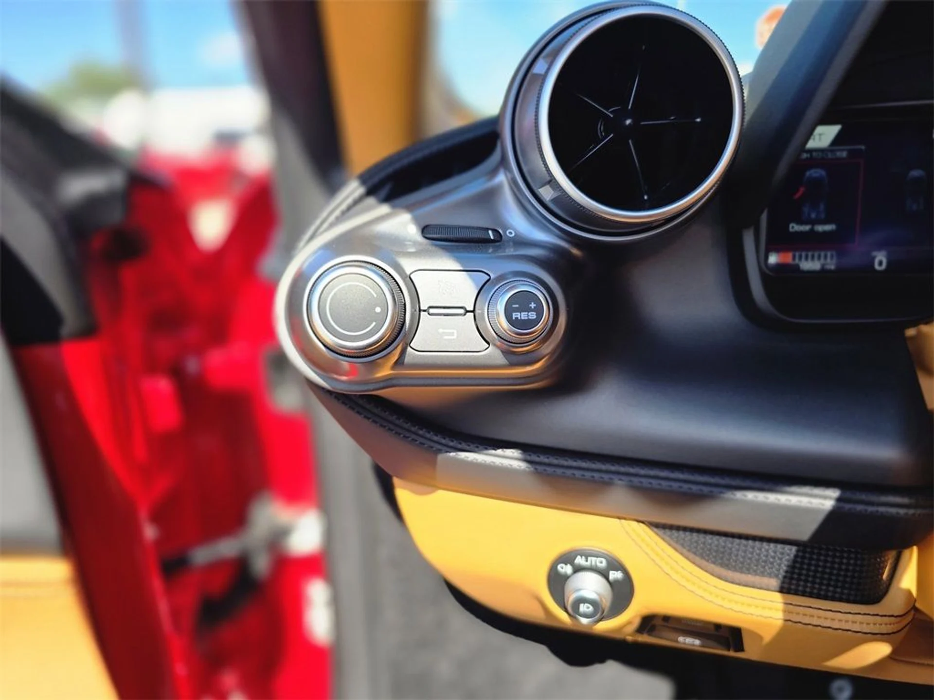 mph017_2805186560_7198c8c7107e696a0f64df63bd8a7ab1_cddddfd511