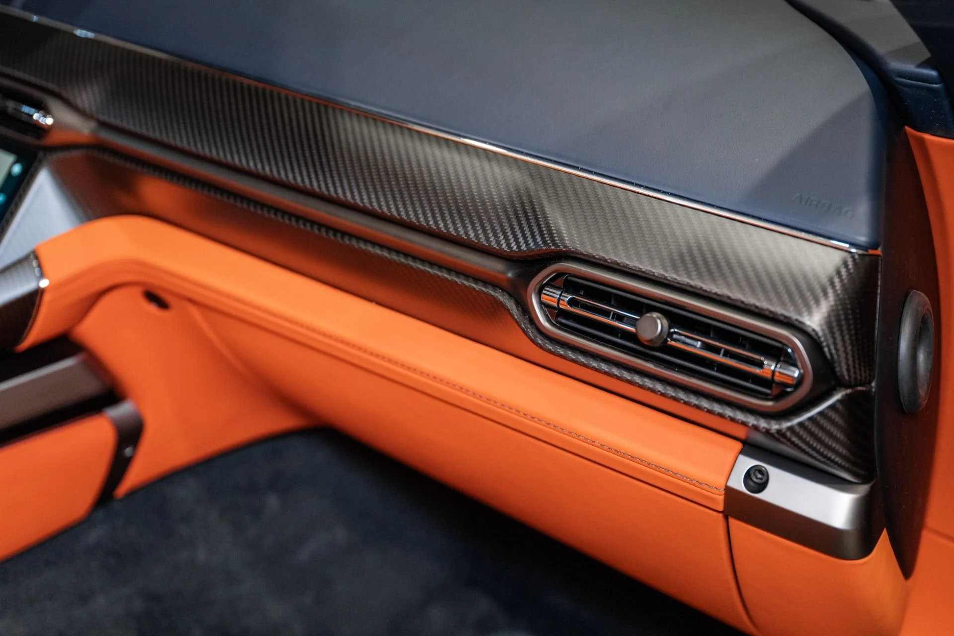 mph017_2805620239_New_2026_Aston_Martin_Vanquish_Volante_Thrillseeker_Edition_1_of_3_1768066424_4258744ab6