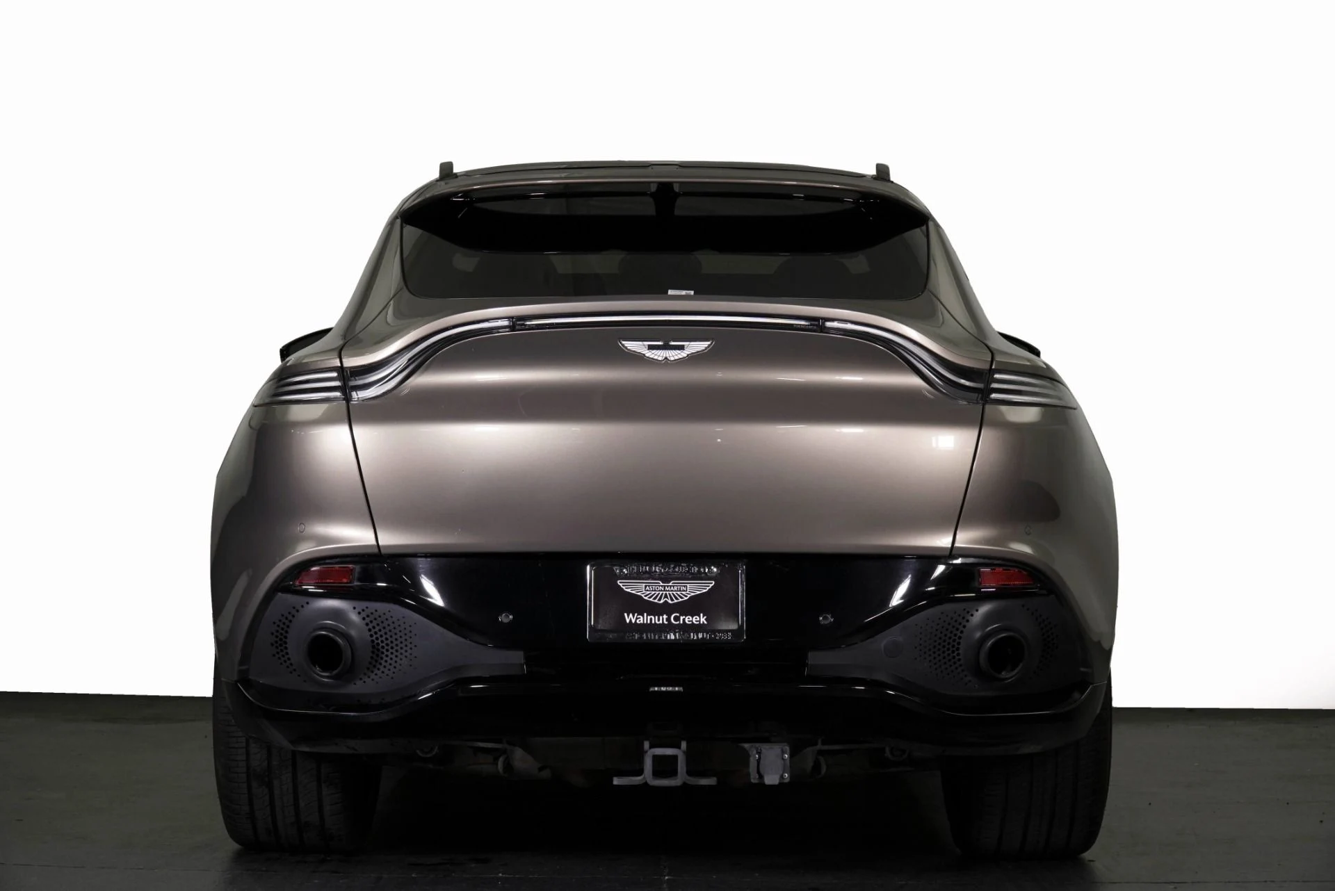 mph017_2812601372_Used_2021_Aston_Martin_DBX_Timeless_CPO_1767120477_3dc3649246