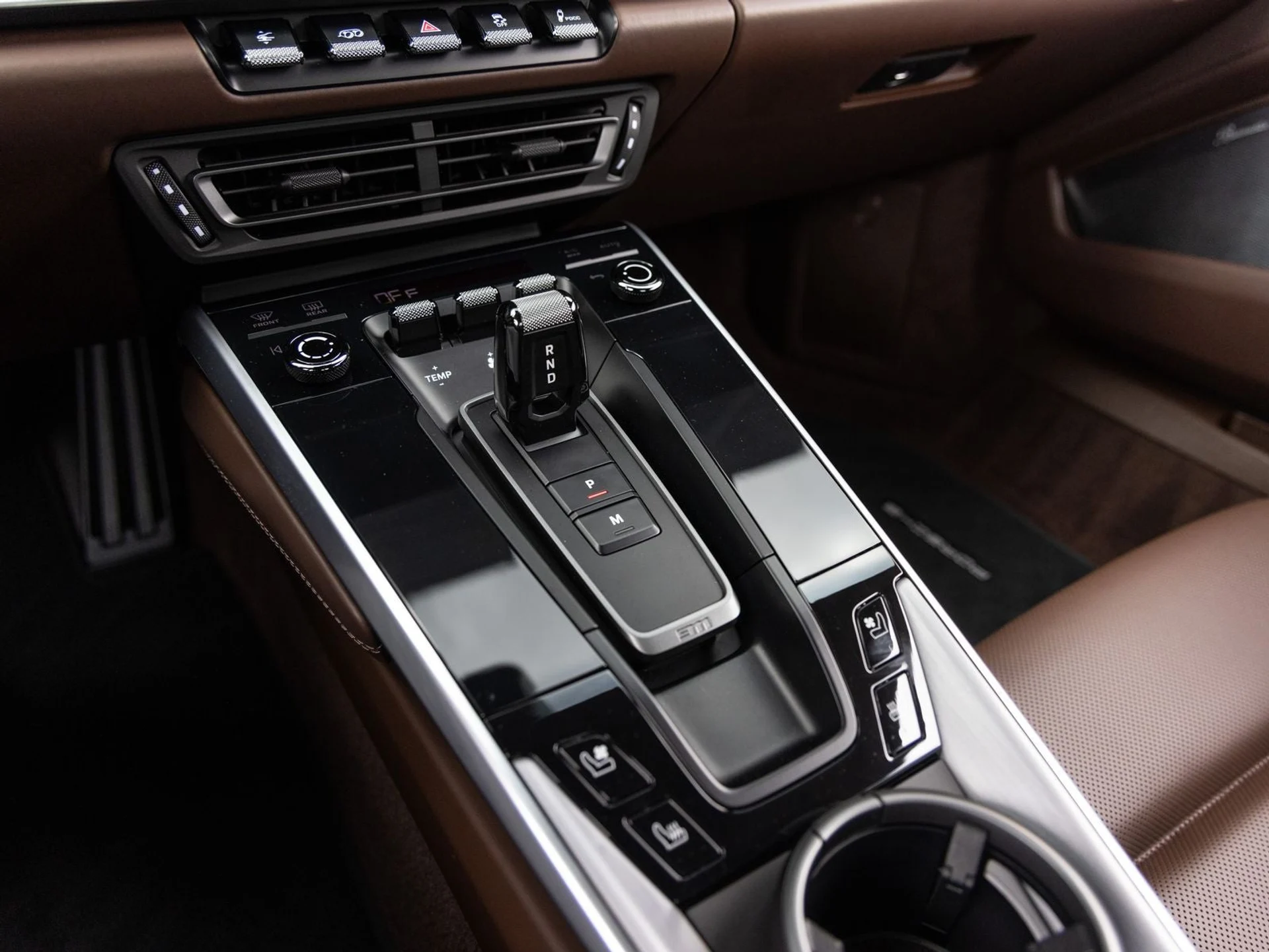 mph017_2813079979_18_e7289dd866