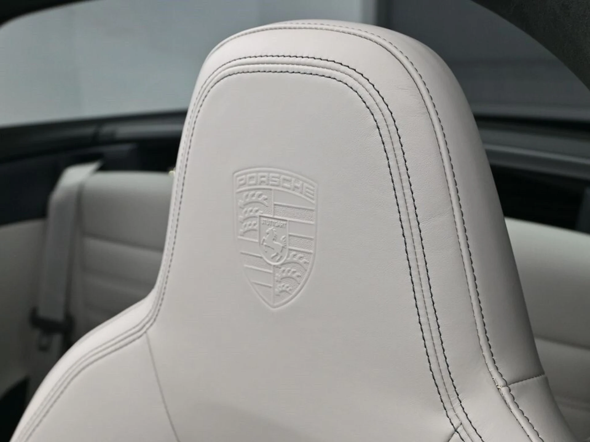 mph017_2814345870_b68c7b501816a1d460304b49d8da272ax_2595522377