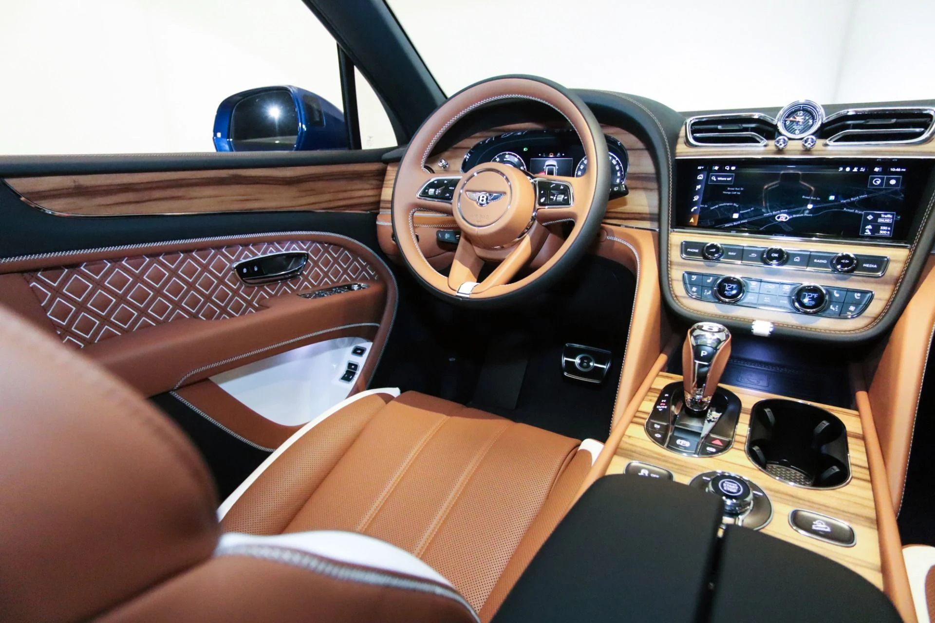 mph017_2823299328_Used_2025_Bentley_Bentayga_S_1744810682_c02e351fcc