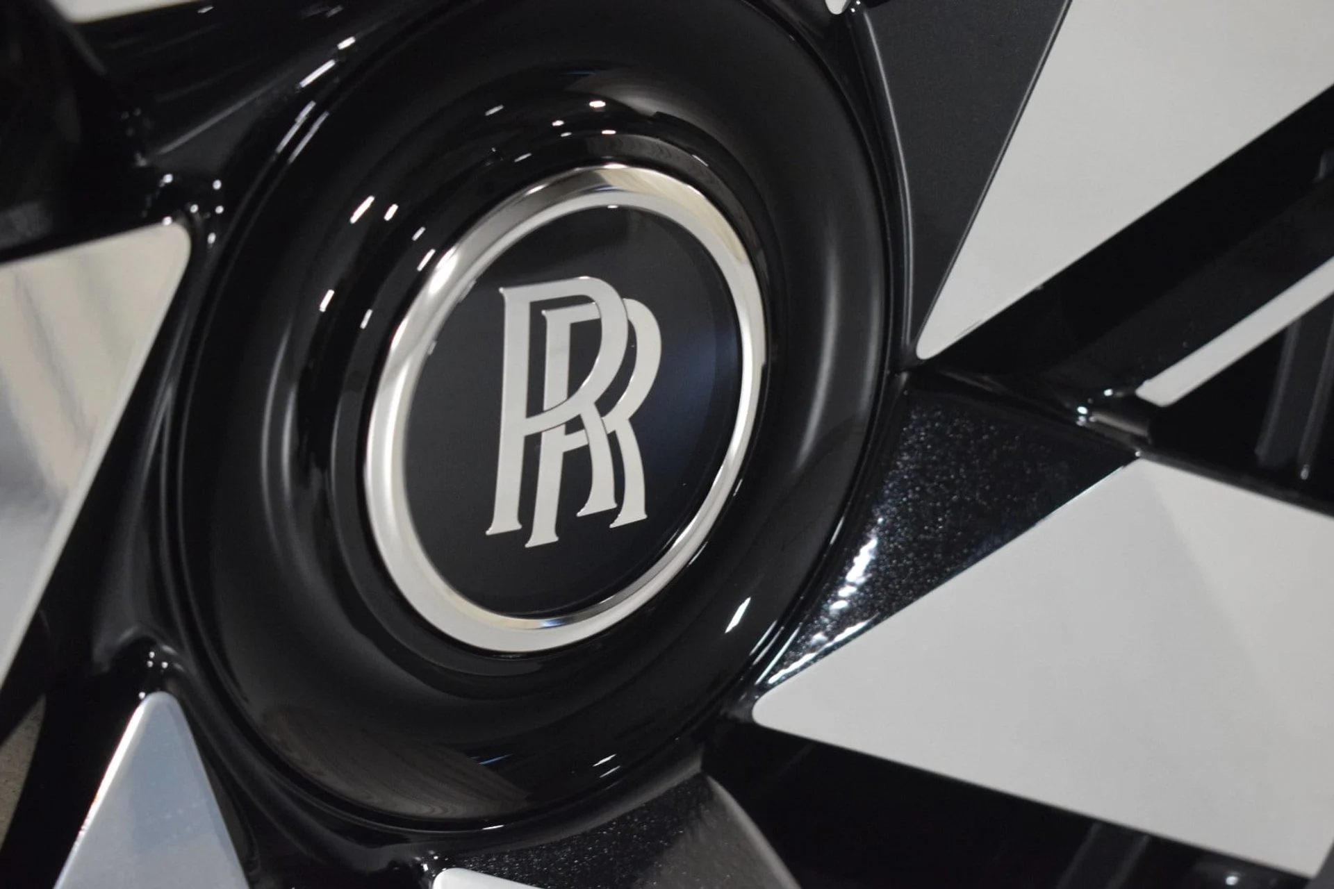 mph017_2823555046_e27ccb50a12aff0c89b94baa9b714d87x_60006b0f76