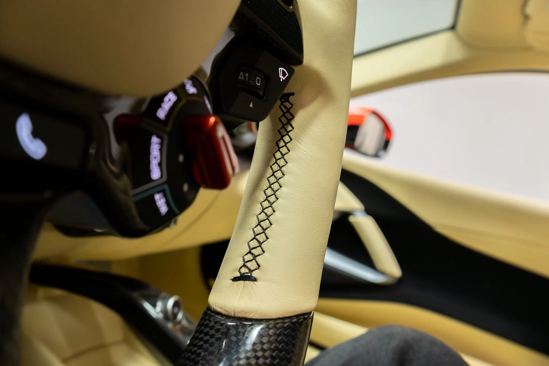 mph017_2824198436_Used_2018_Ferrari_812_Superfast_1763480061_587e415454