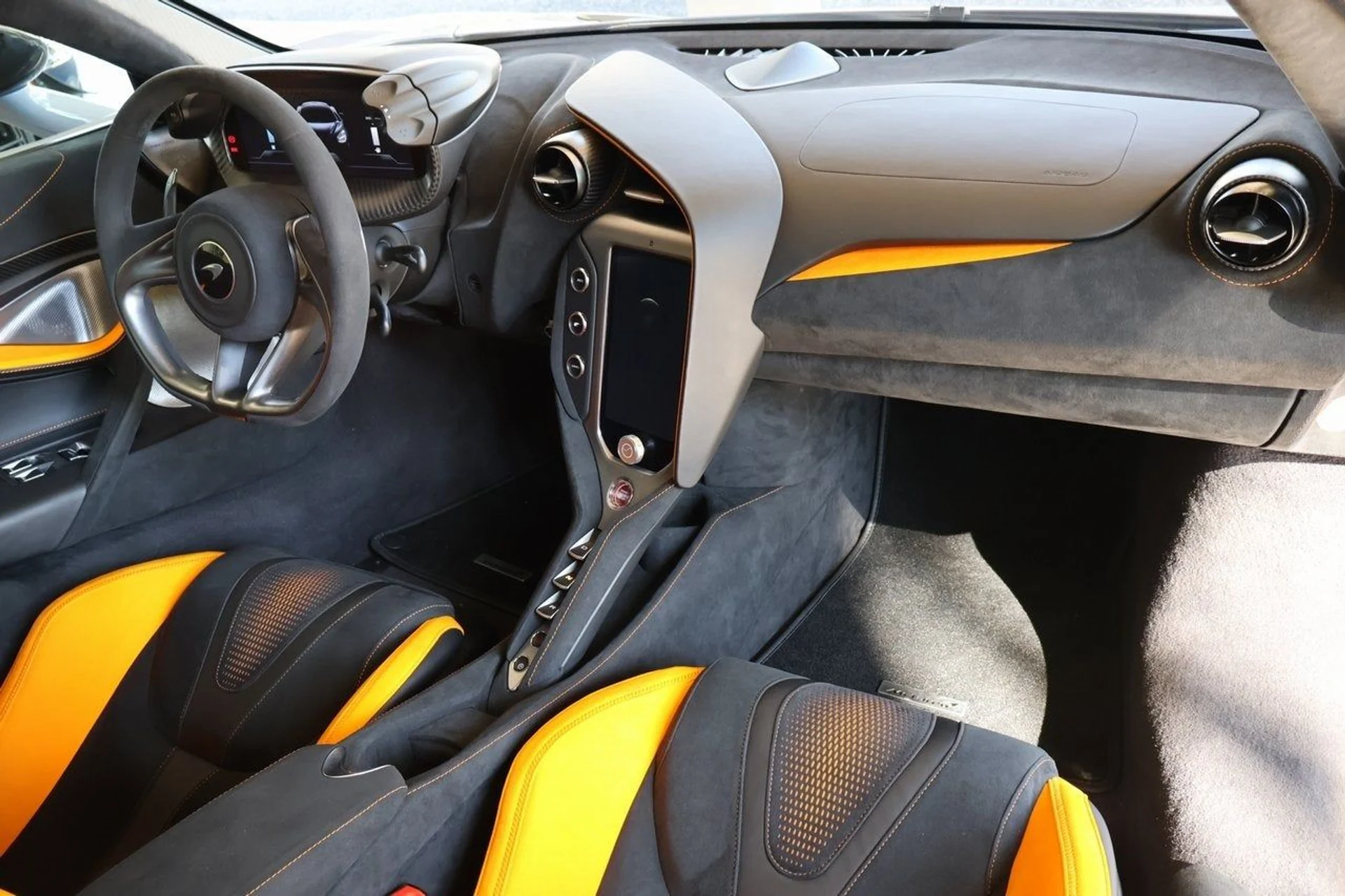 mph017_2828914761_18_847e2011ad