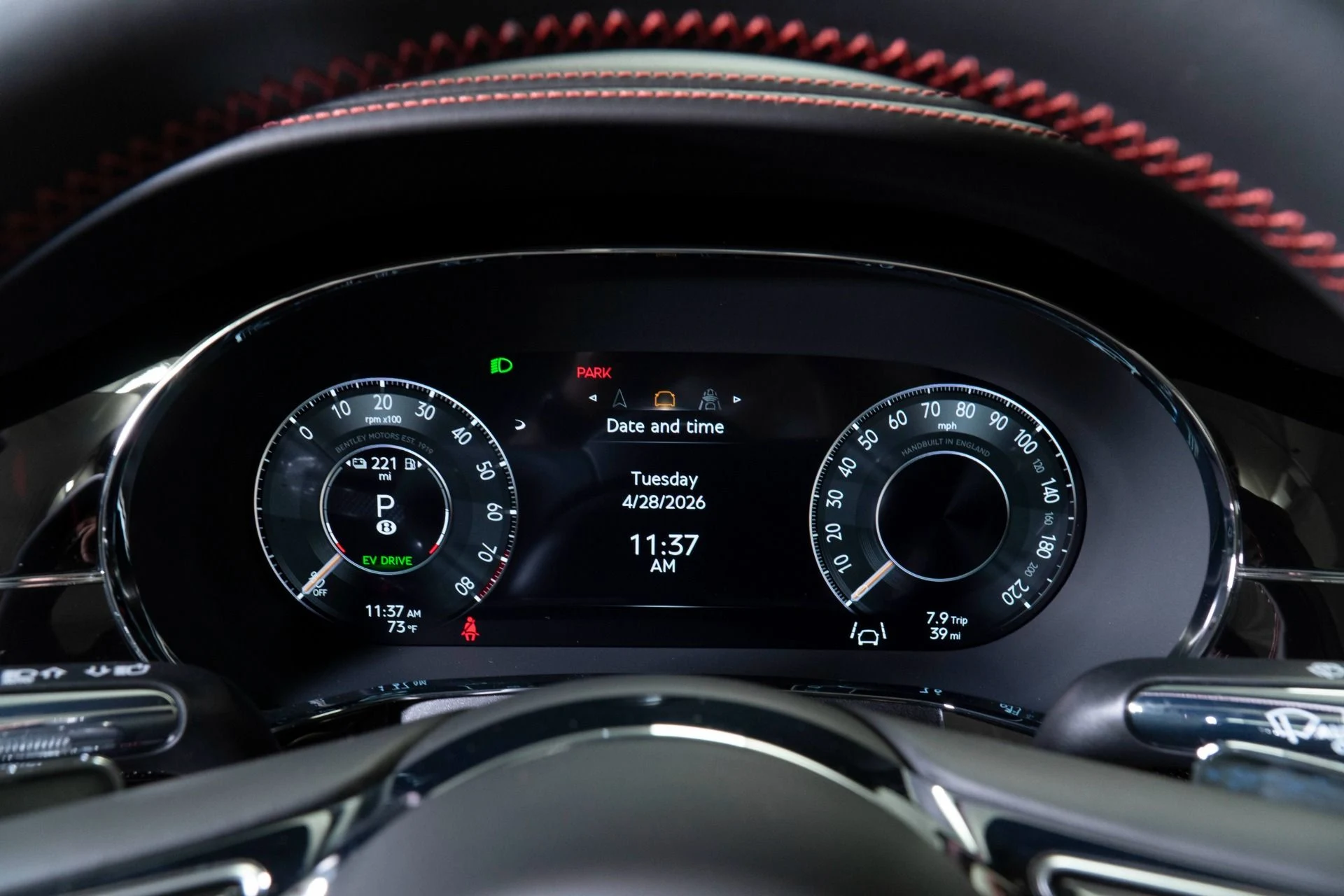 mph017_2833108518_New_2026_Bentley_Continental_GTC_Azure_1777565773_159dd20259