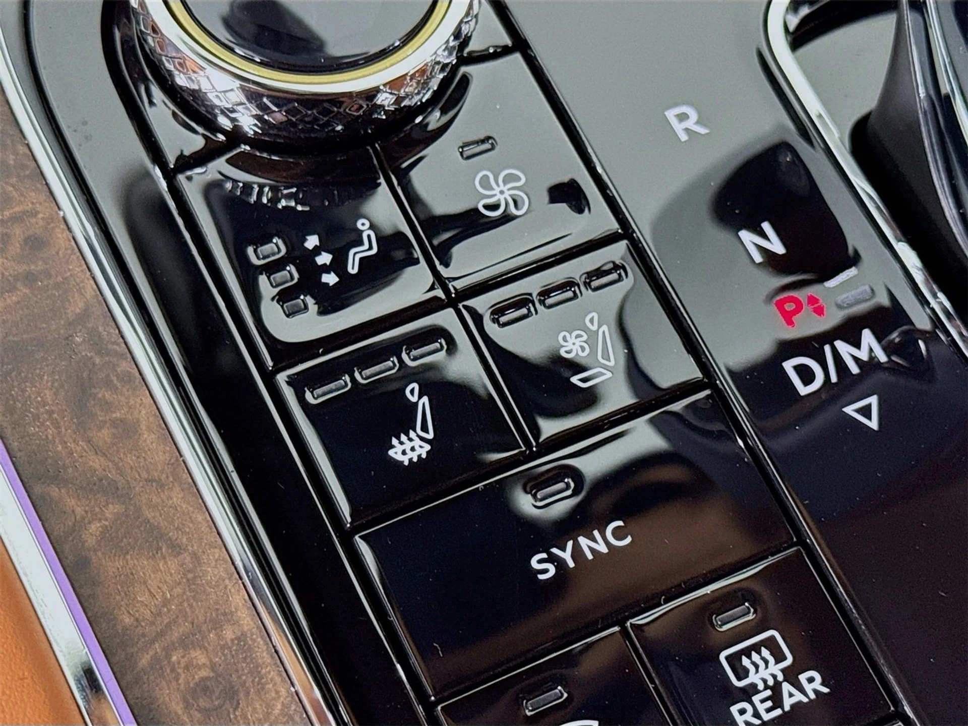 mph017_2840662248_331edc07dbbb13e6adb657452b9d954cx_a69604678b